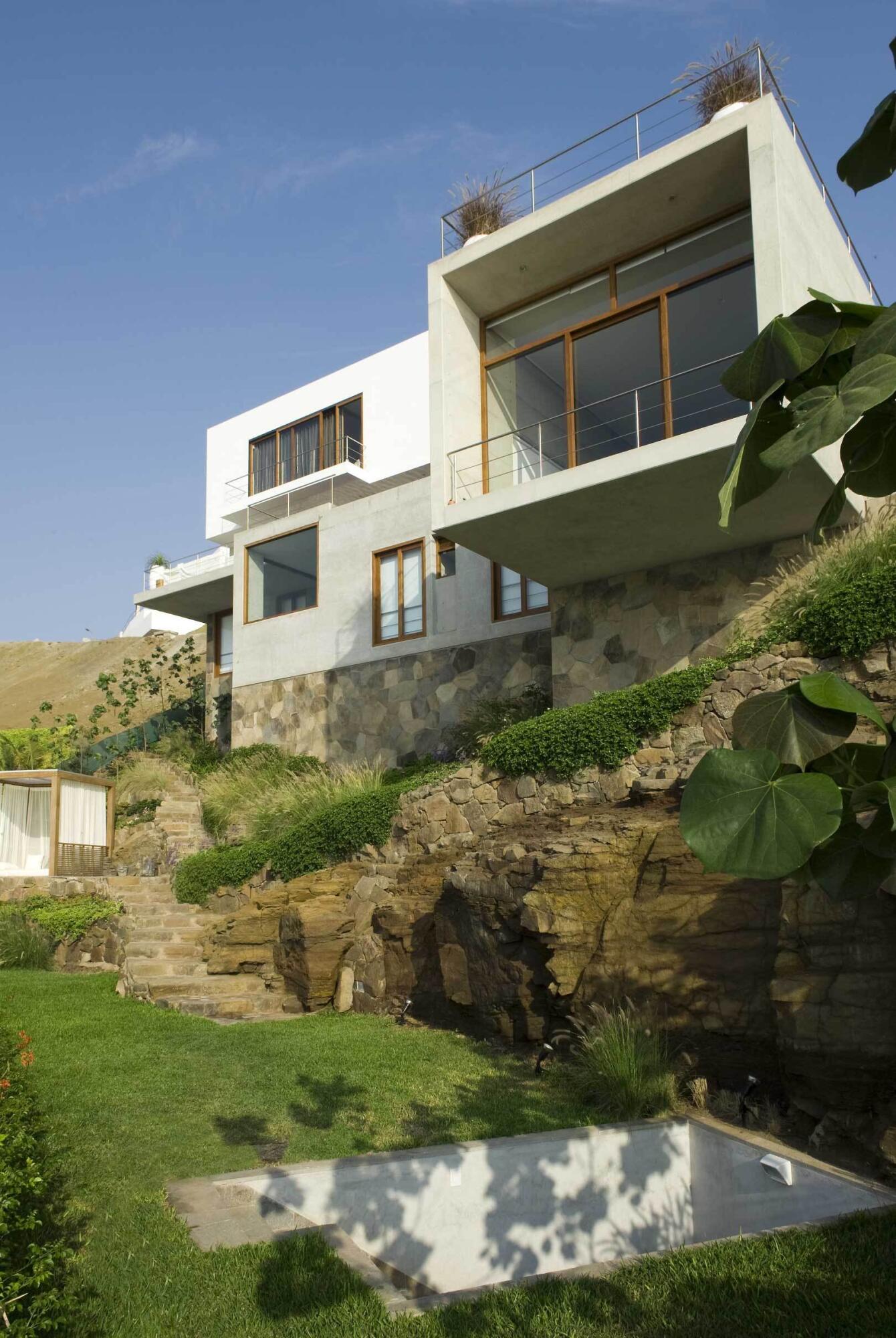 main property photo 67