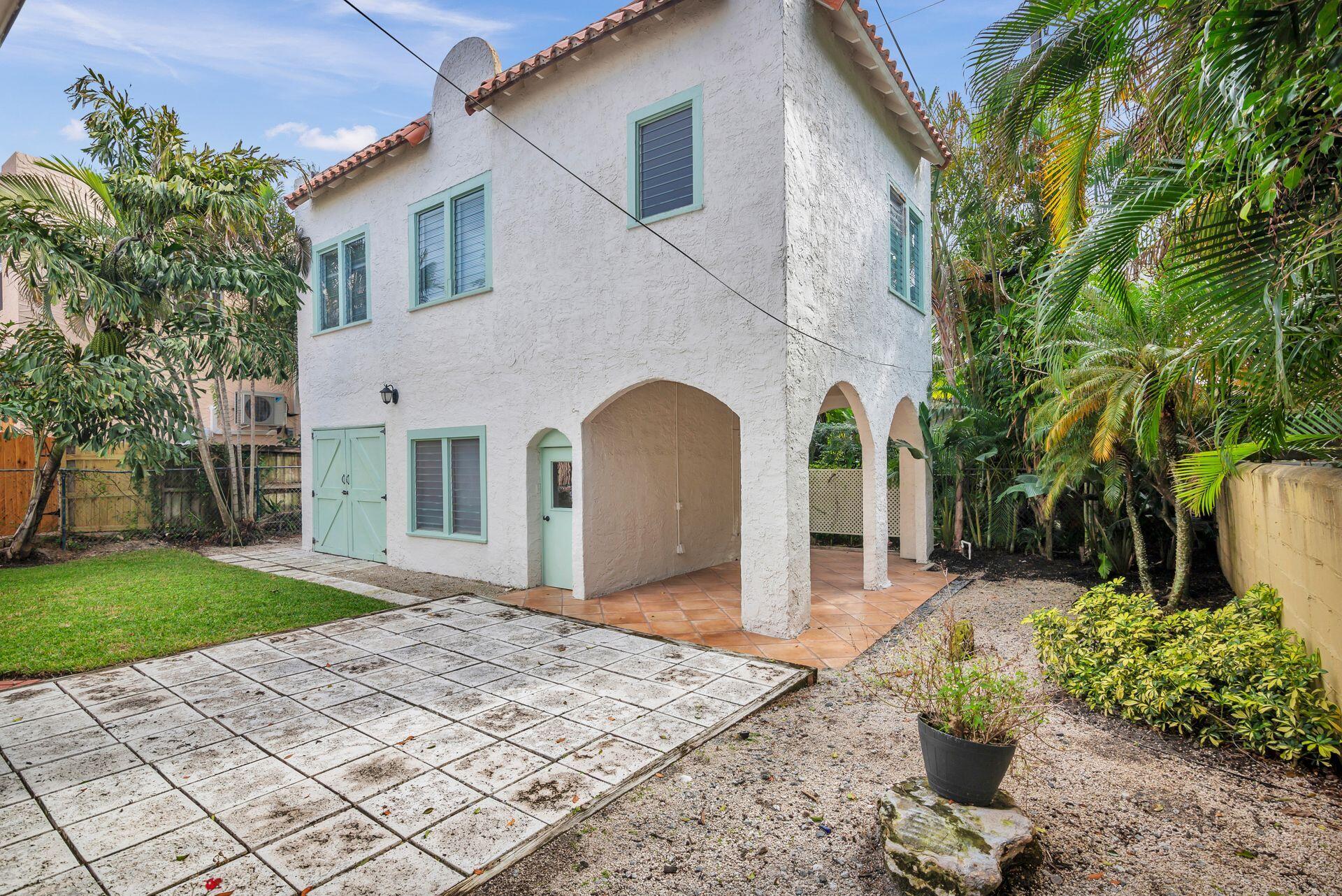 main property photo 28