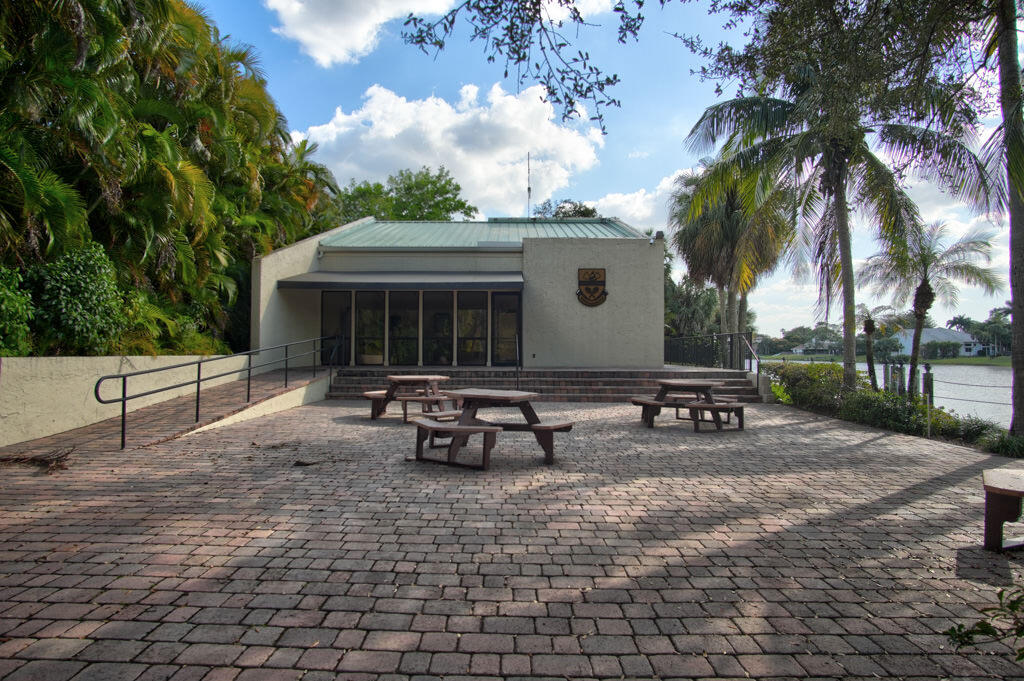 main property photo 63