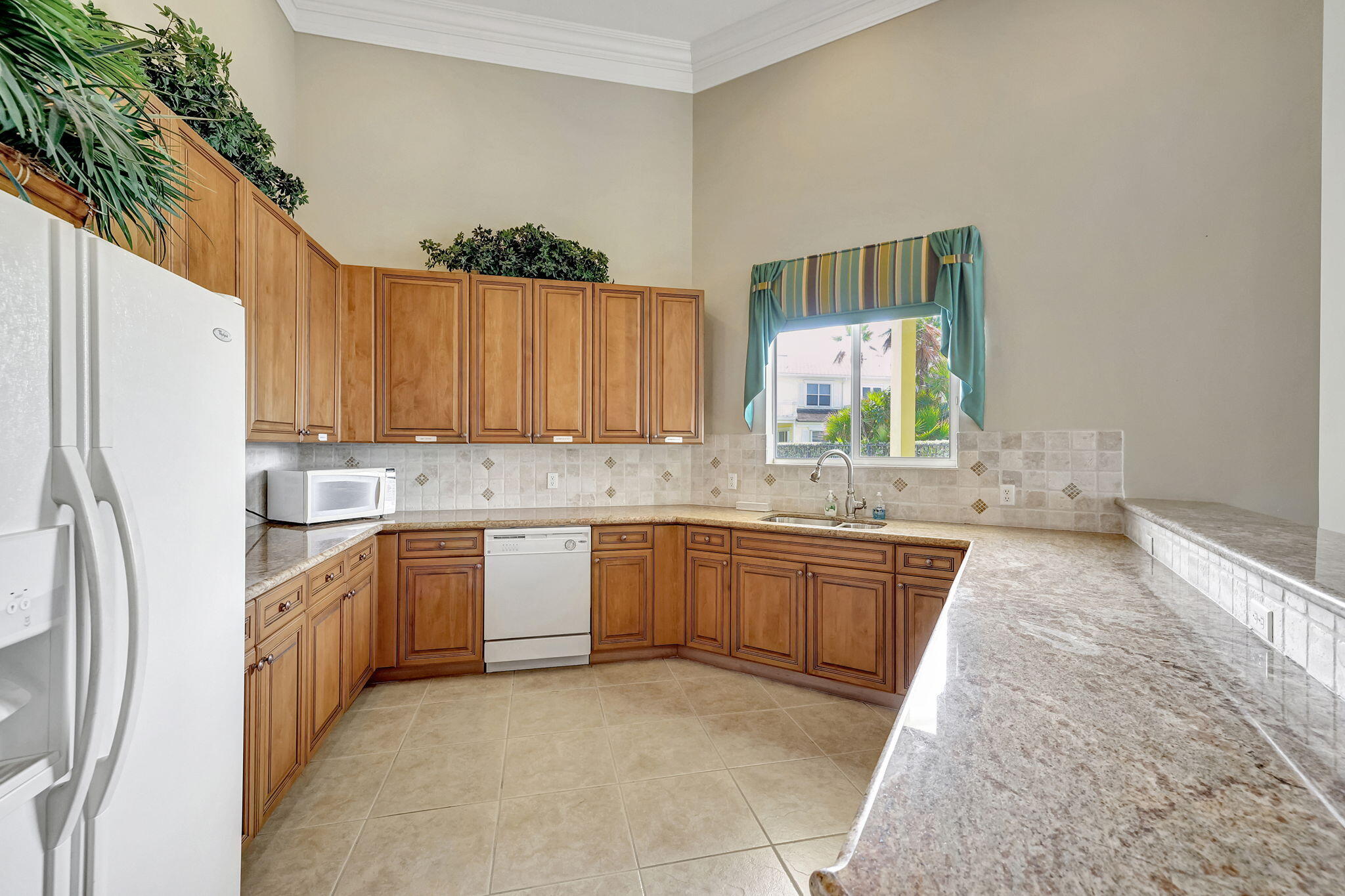 main property photo 54