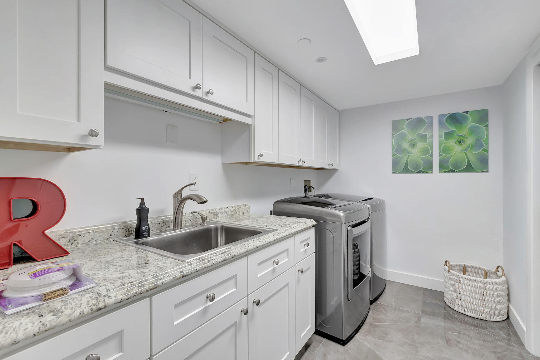 main property photo 60