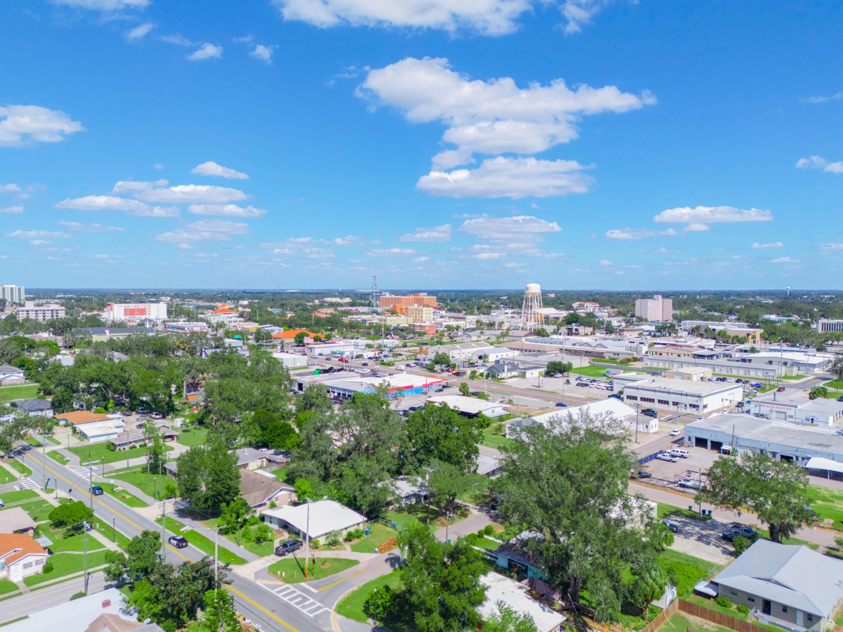 main property photo 40