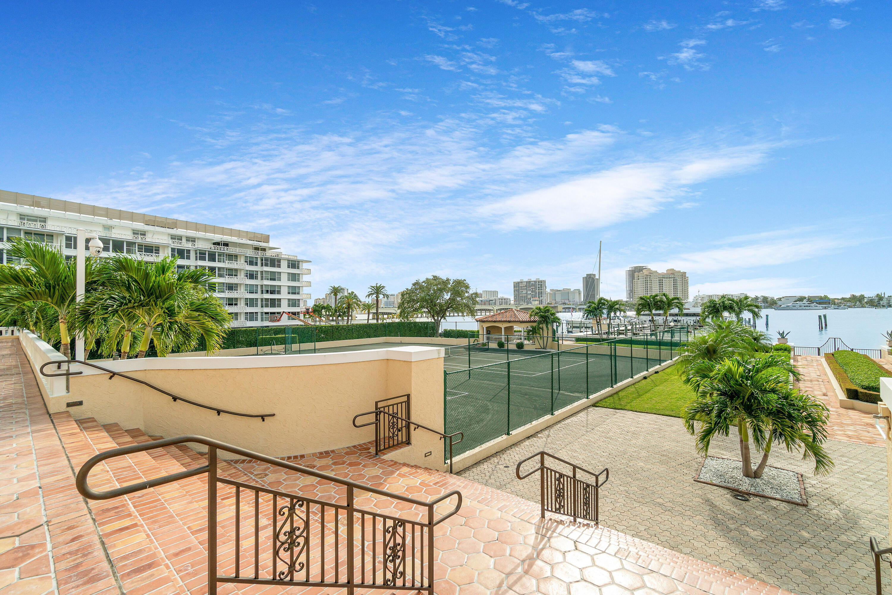 main property photo 37
