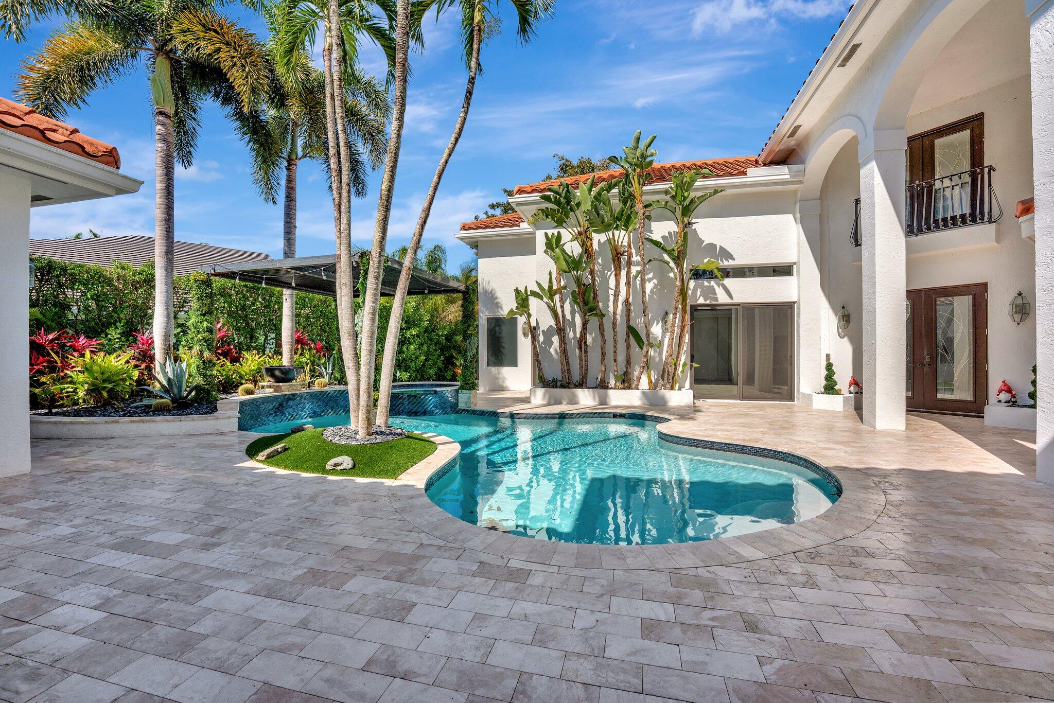 main property photo 12