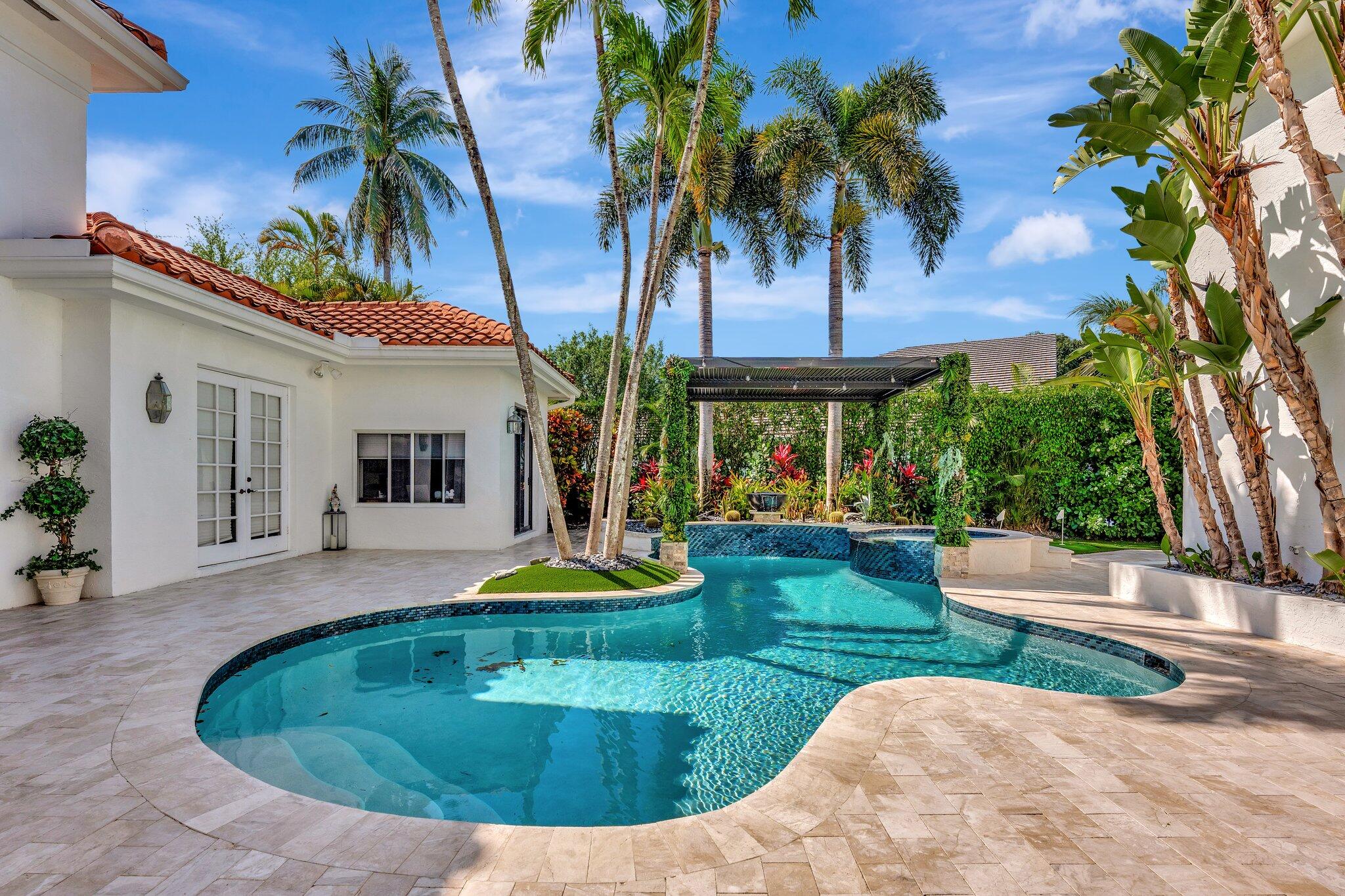main property photo 15