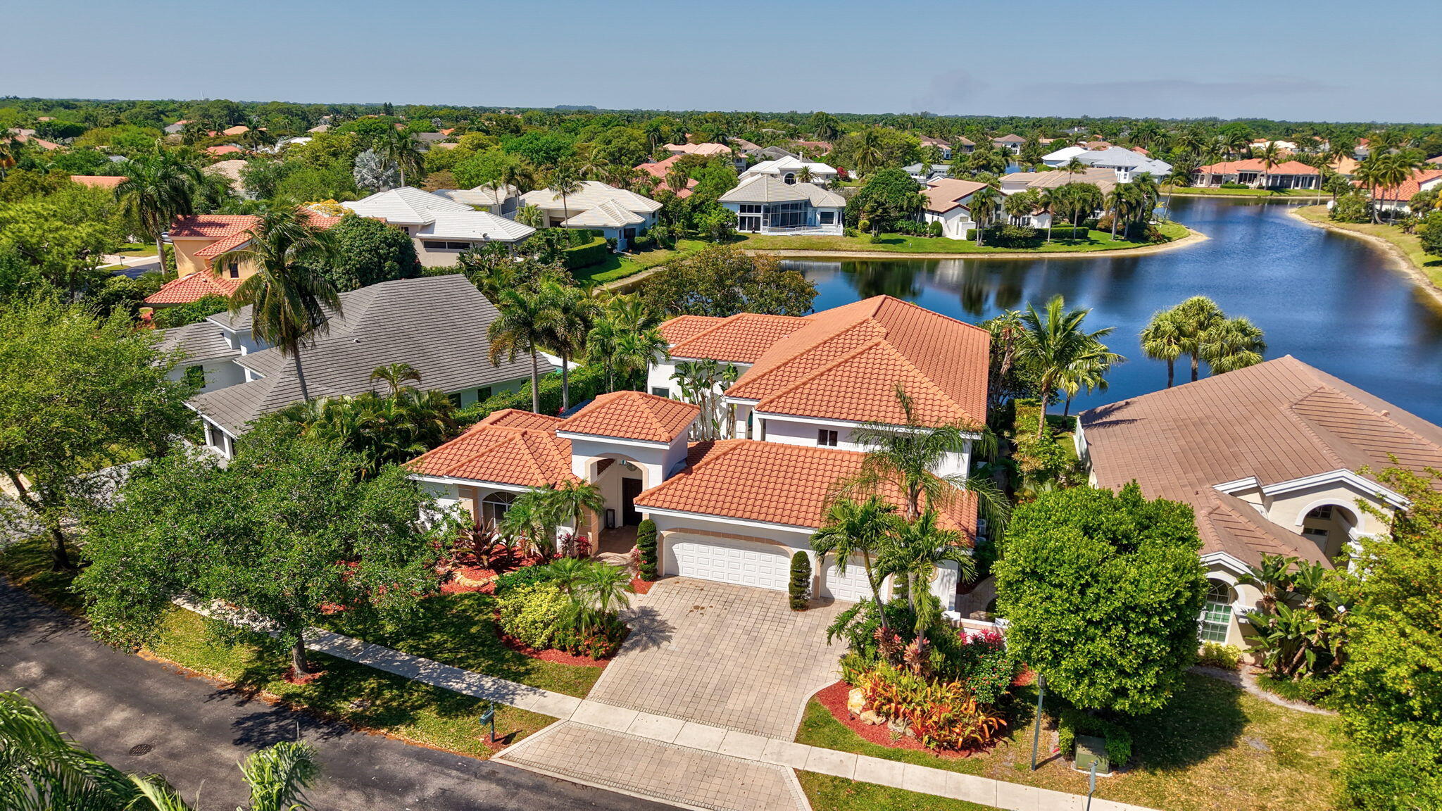 main property photo 78