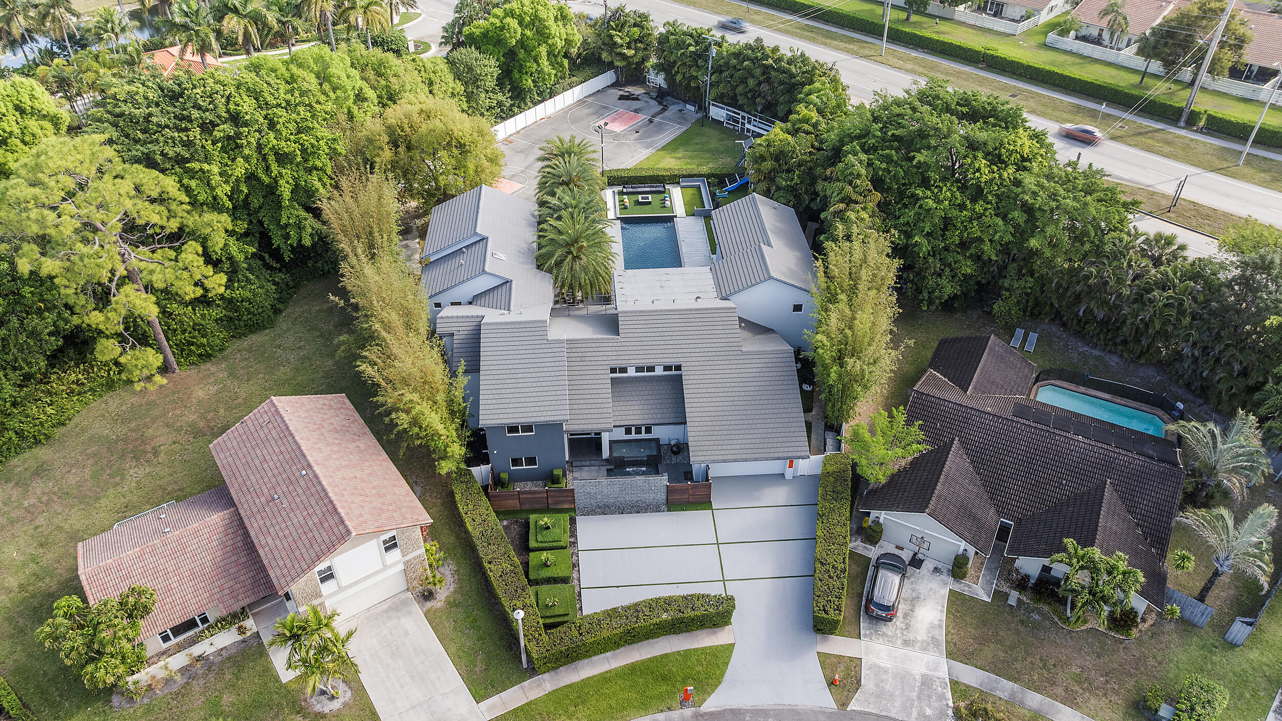 main property photo 87