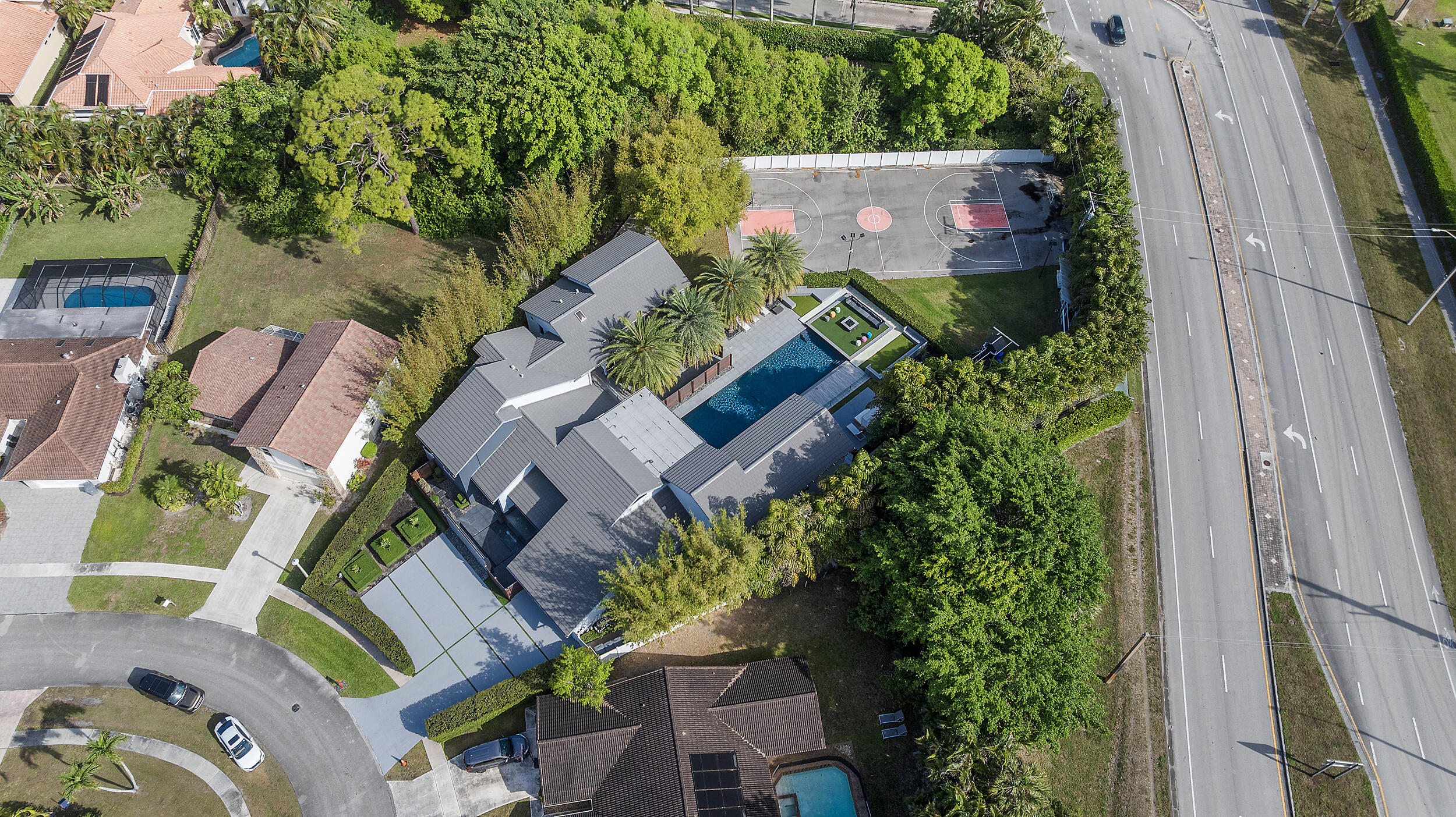 main property photo 88