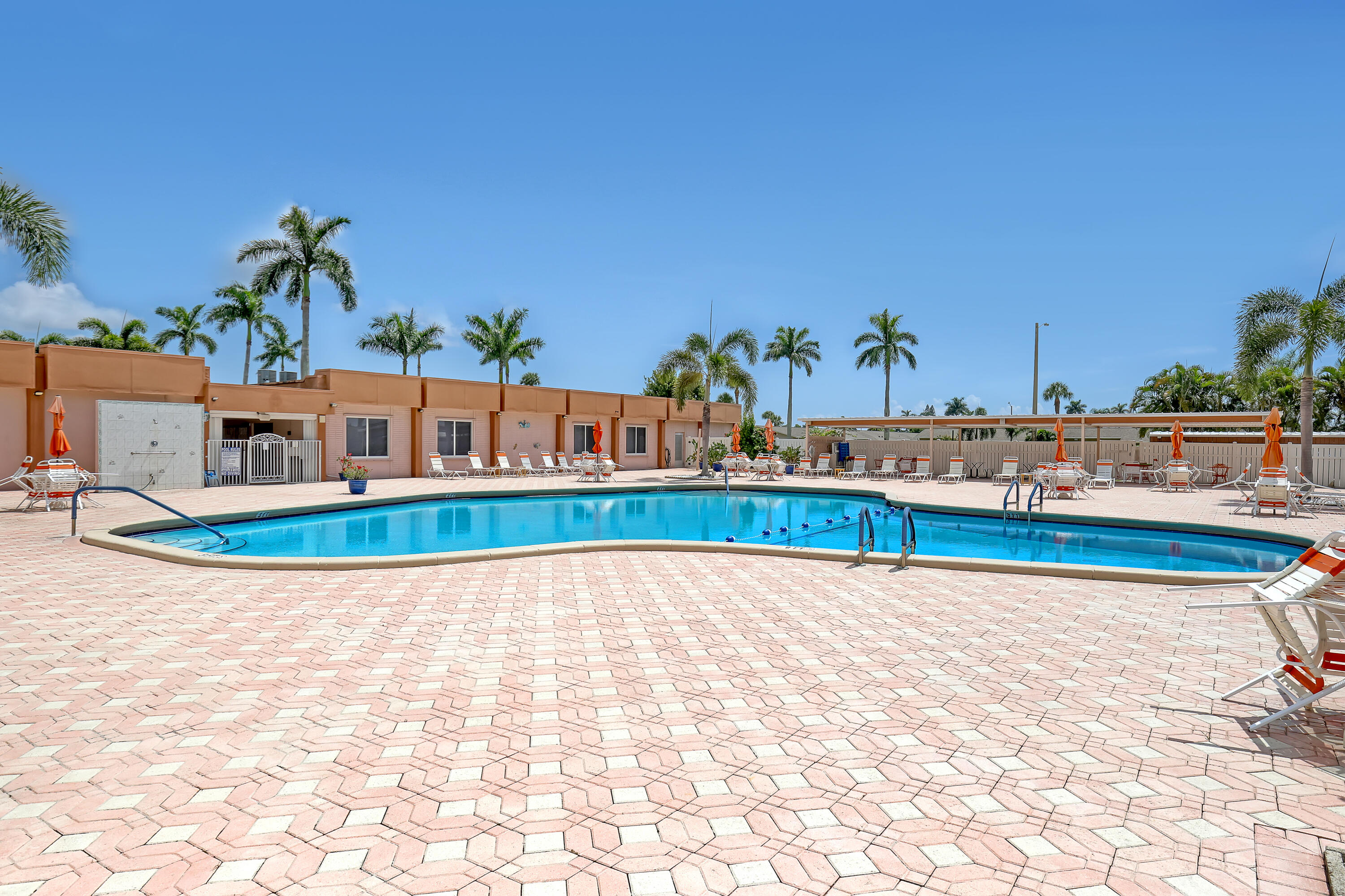 main property photo 74