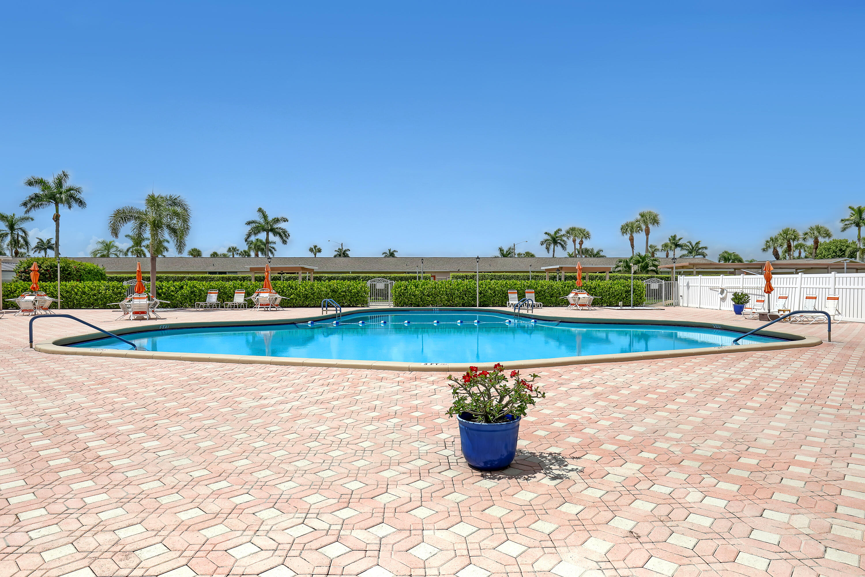 main property photo 76
