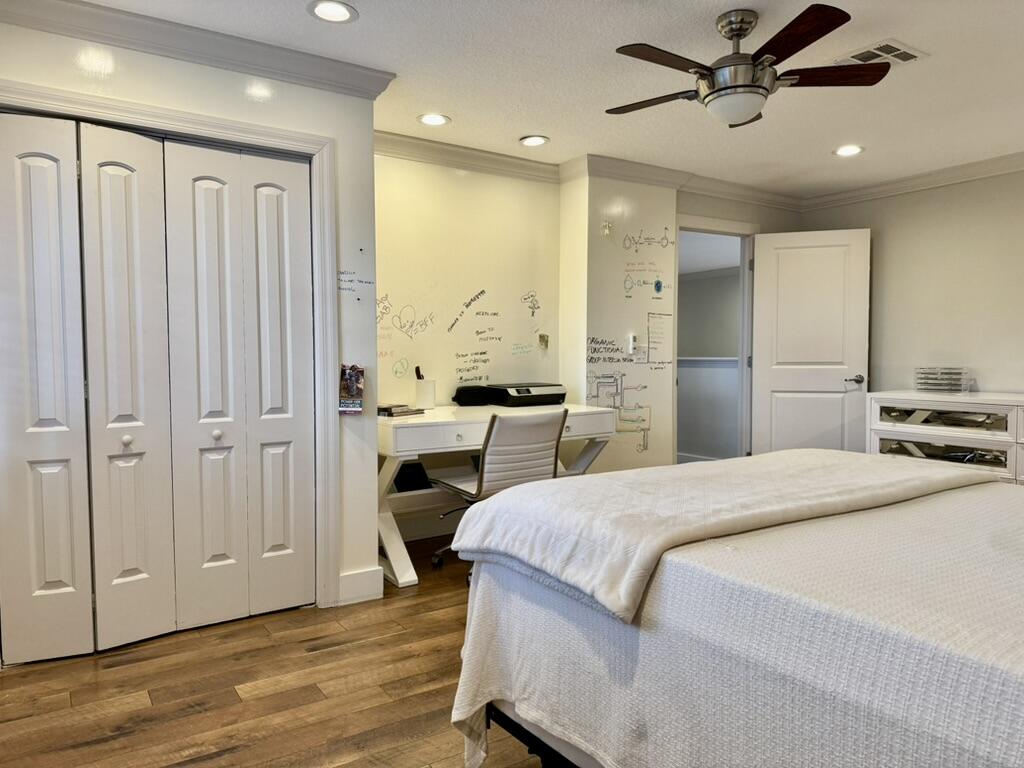 main property photo 75