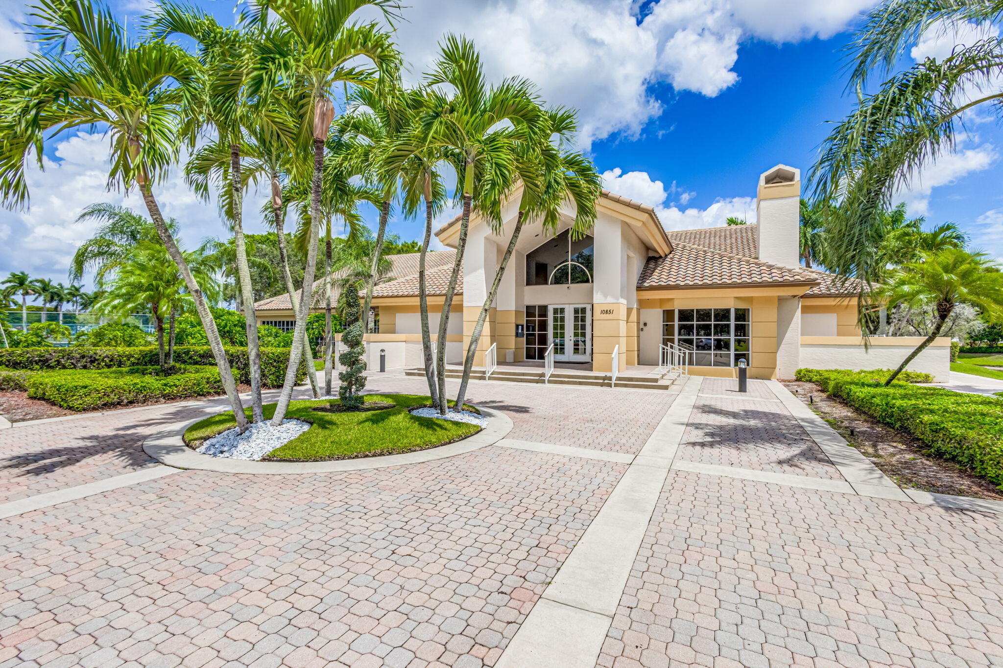 main property photo 60