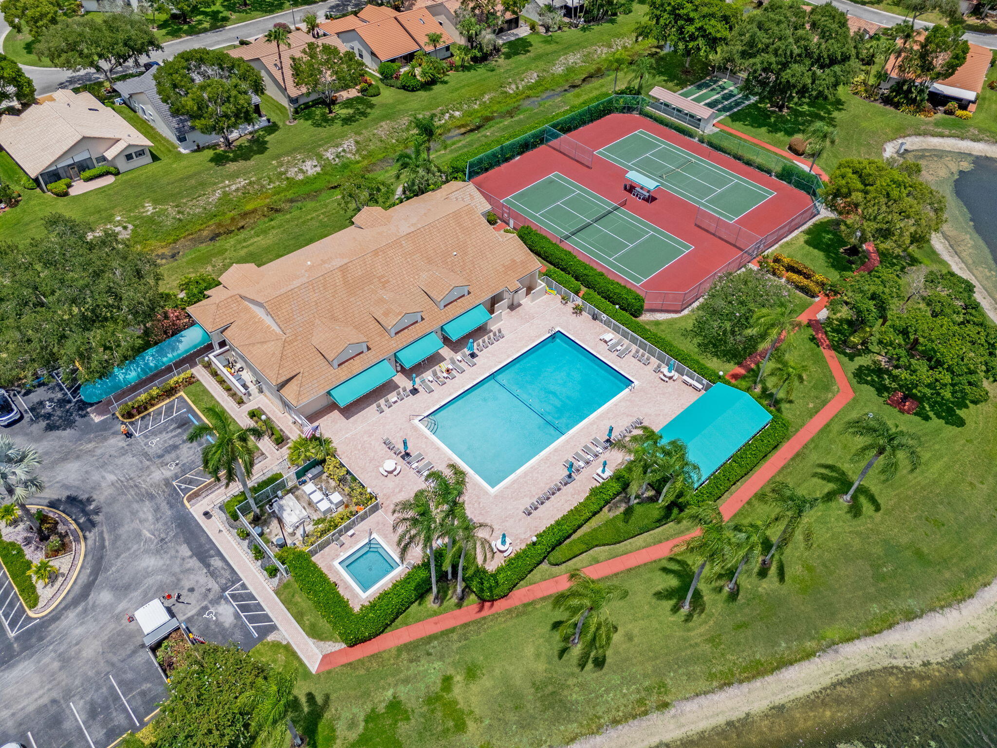 main property photo 45