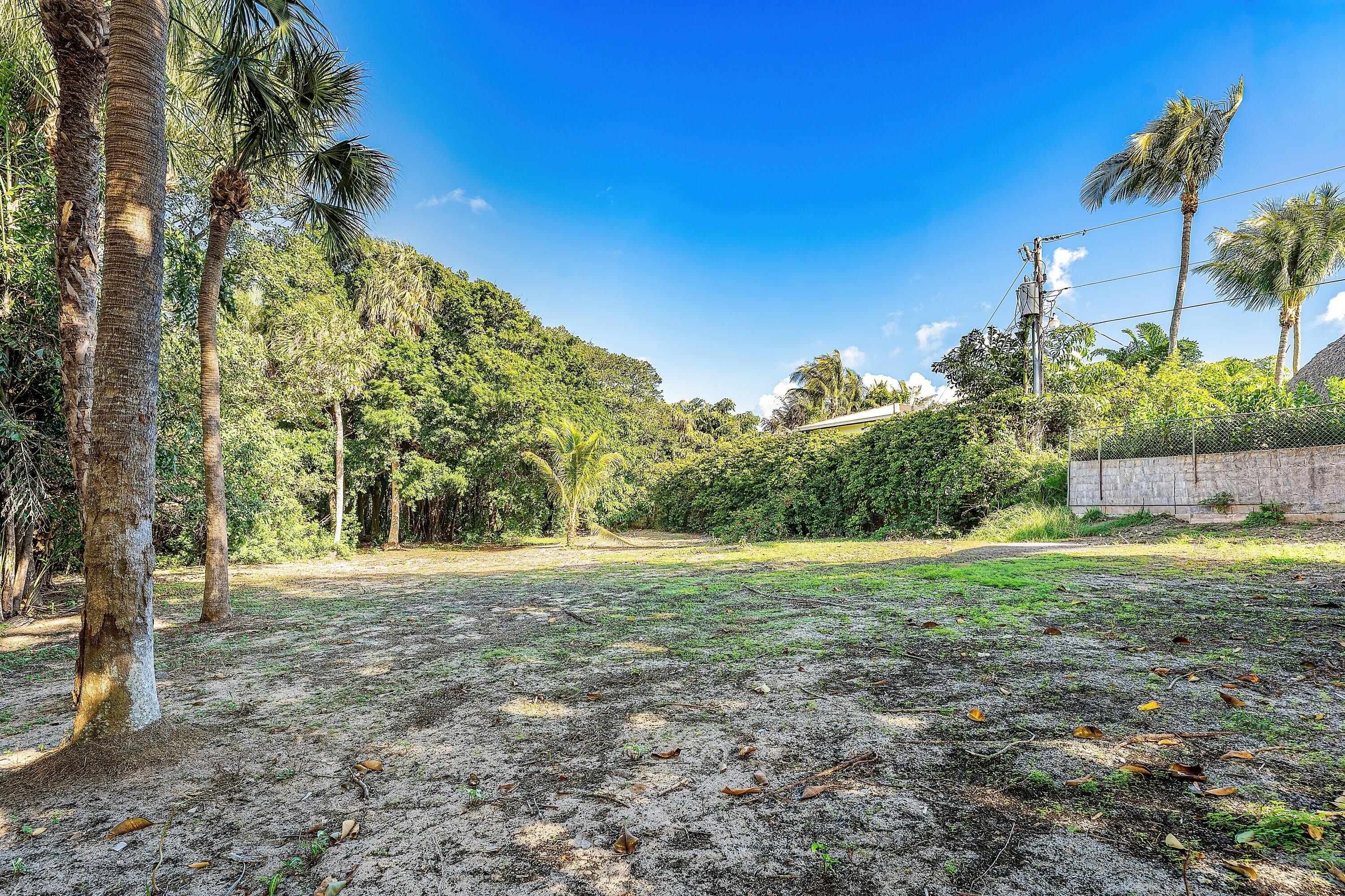 main property photo 12