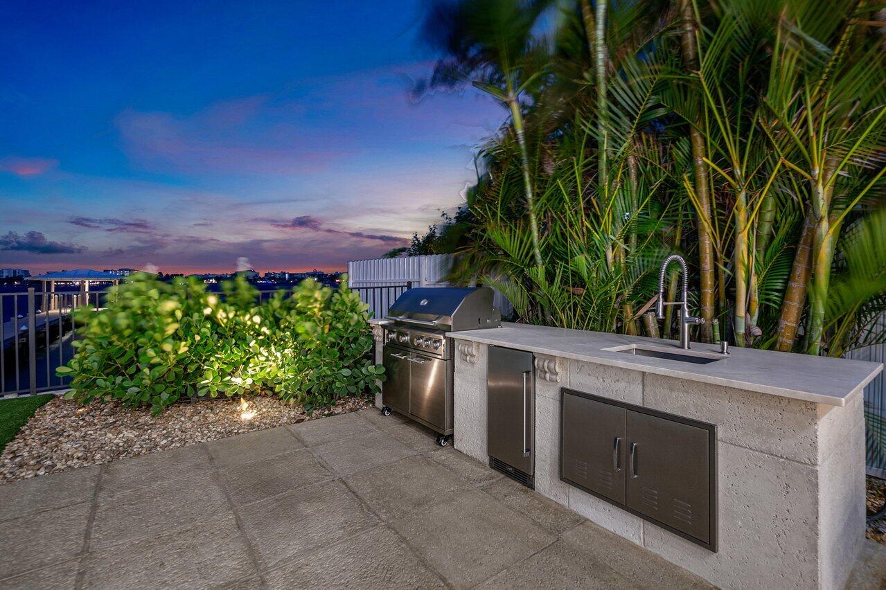 main property photo 83