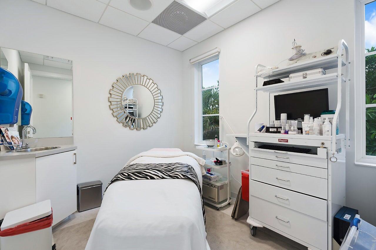 main property photo 74