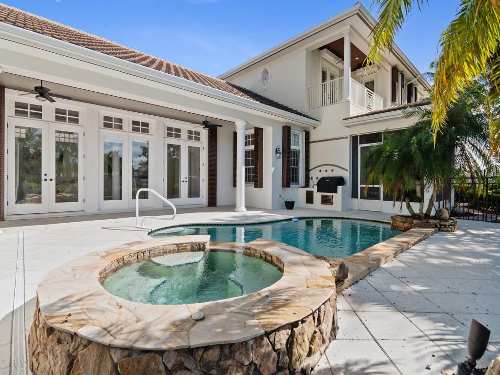 main property photo 27