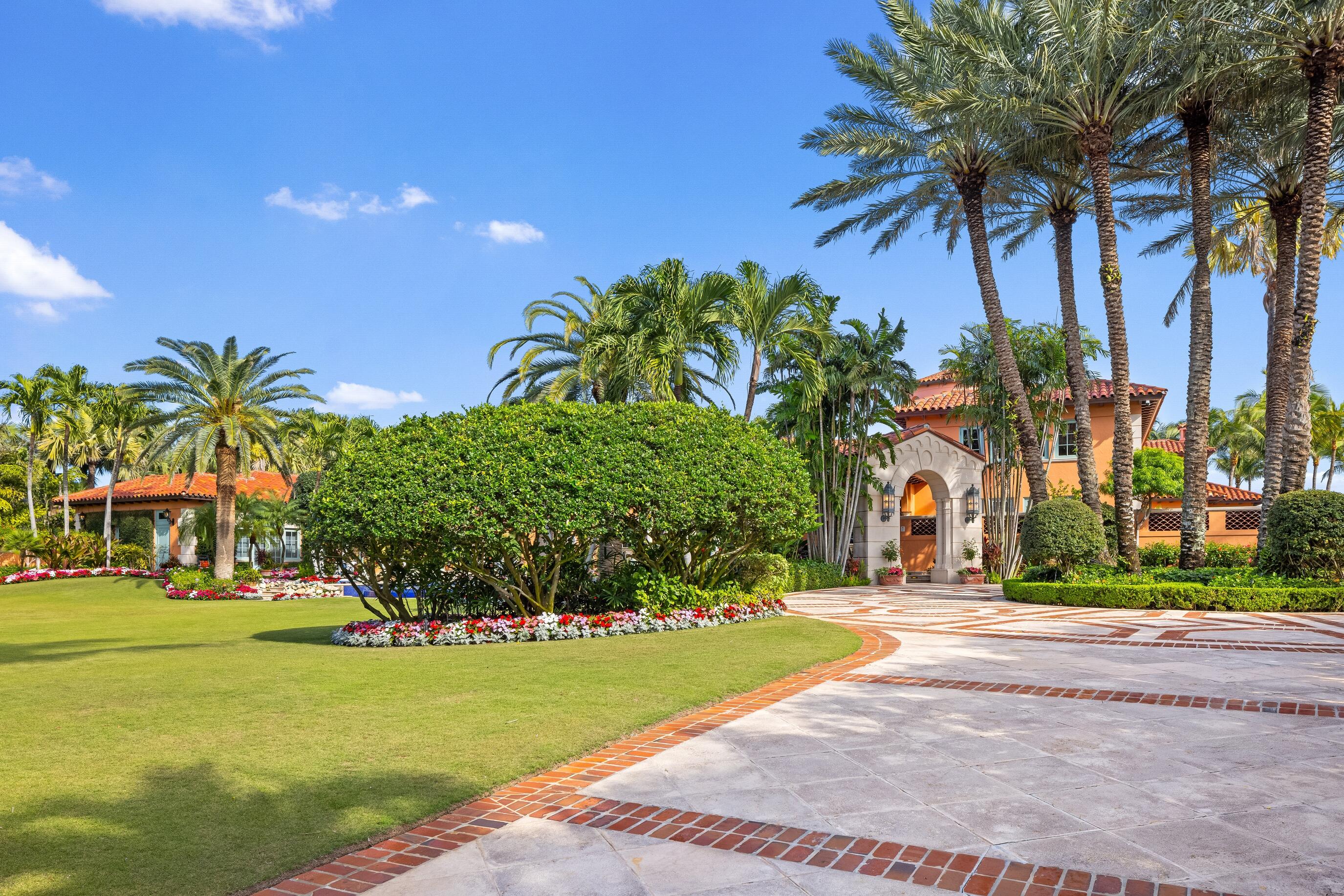 main property photo 11