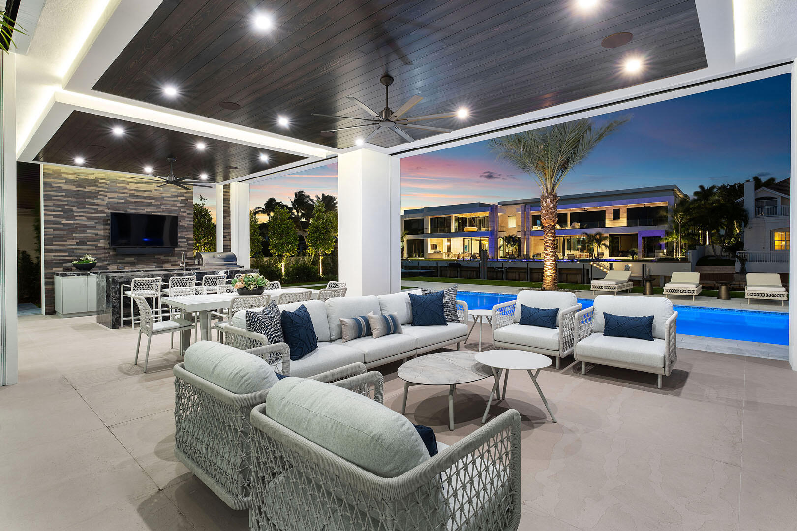 main property photo 68