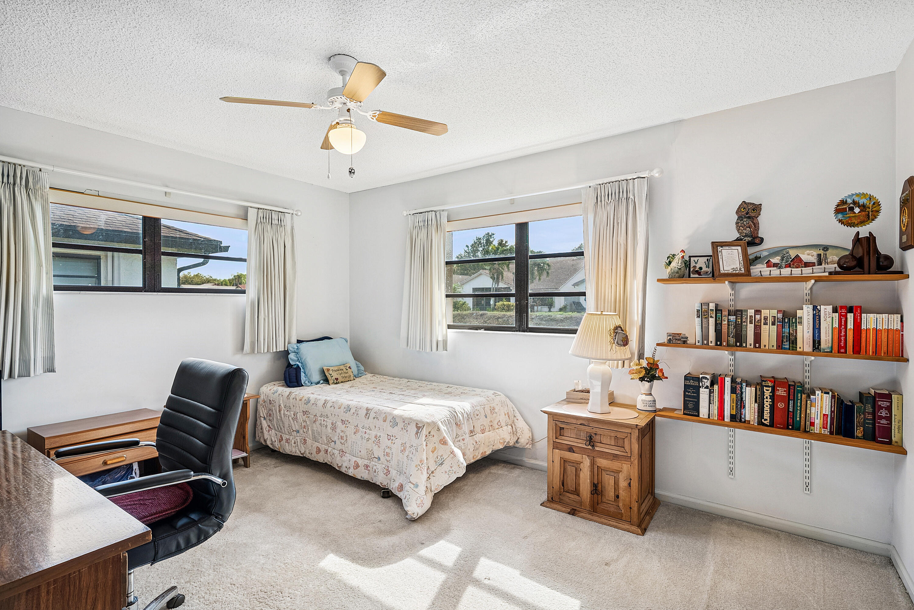 main property photo 19