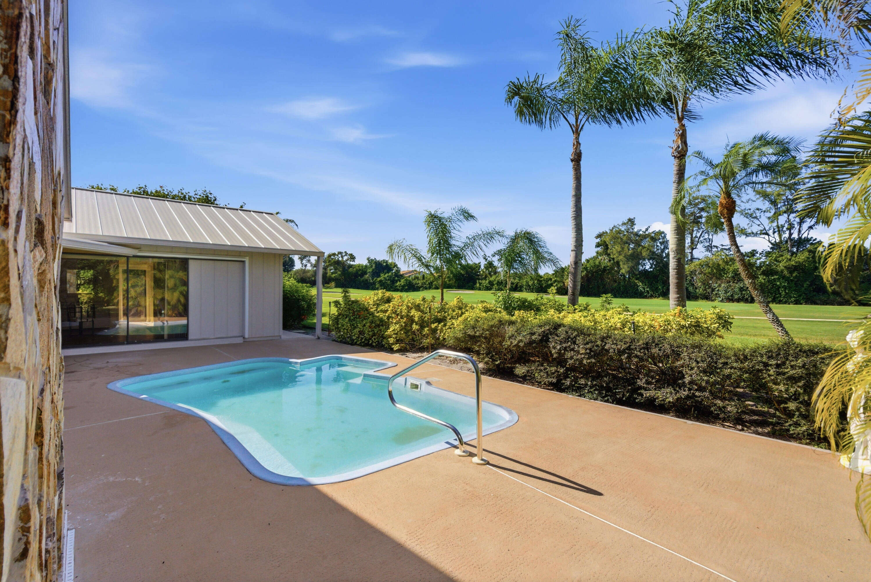 main property photo 47