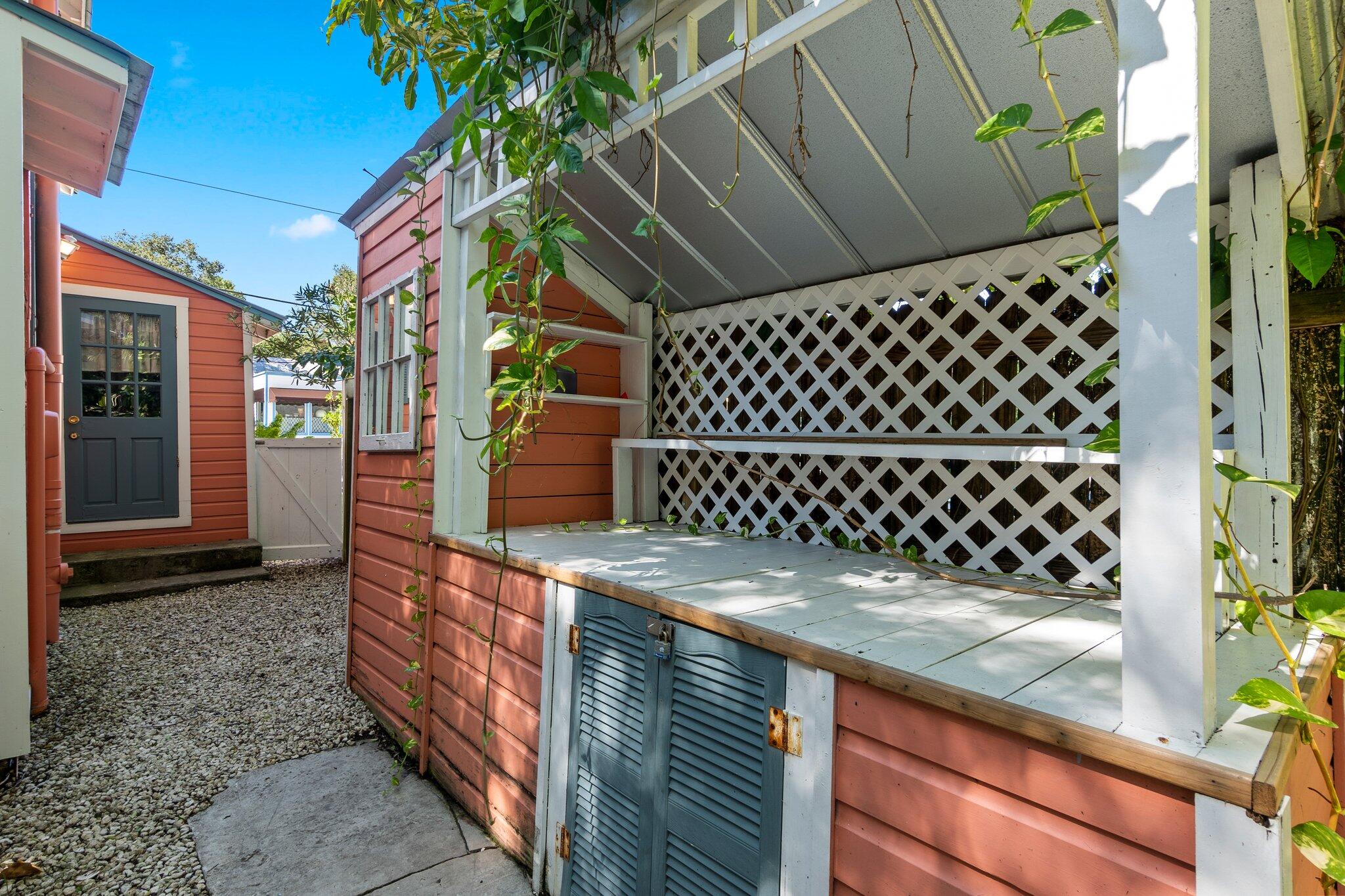 main property photo 47