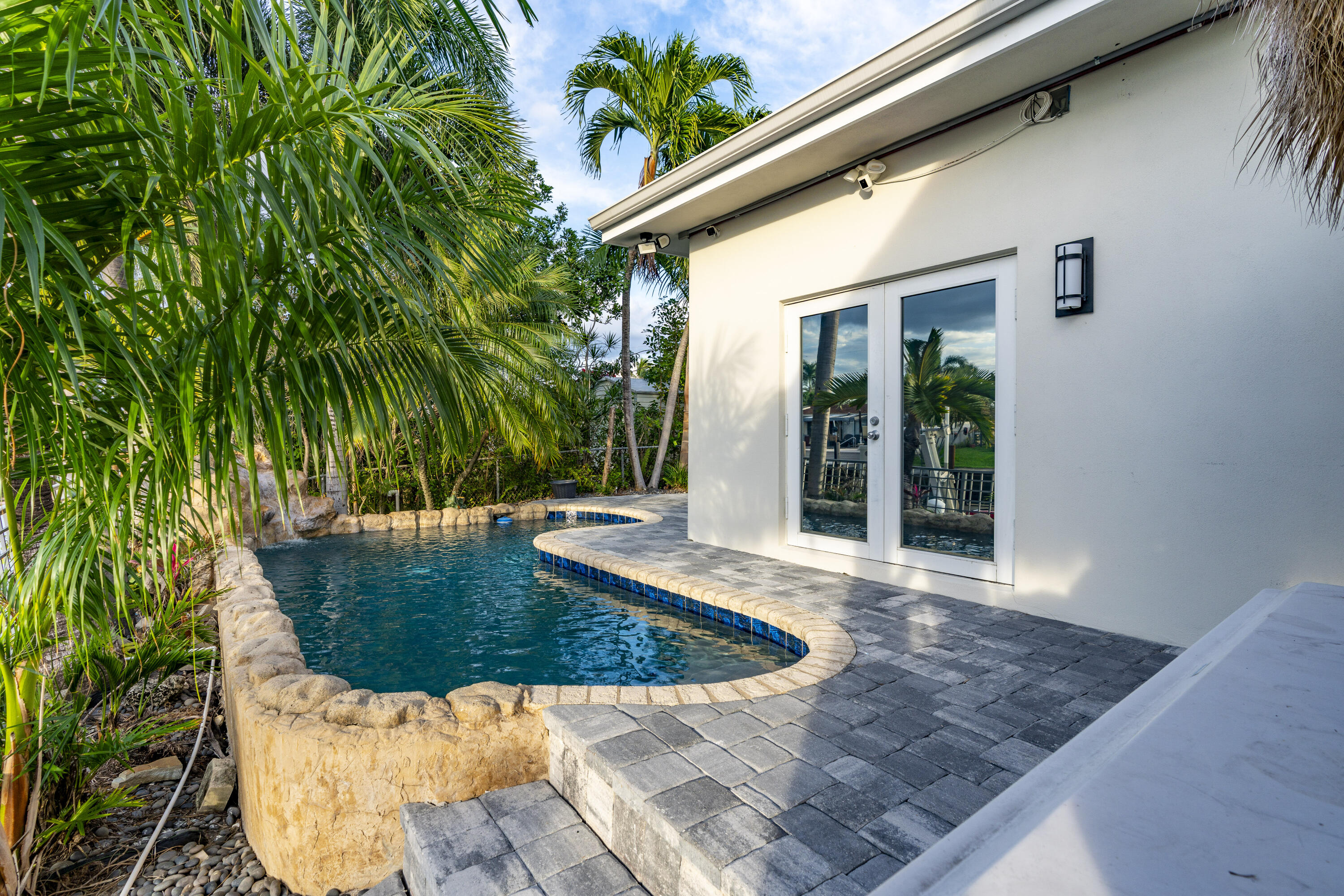 main property photo 58
