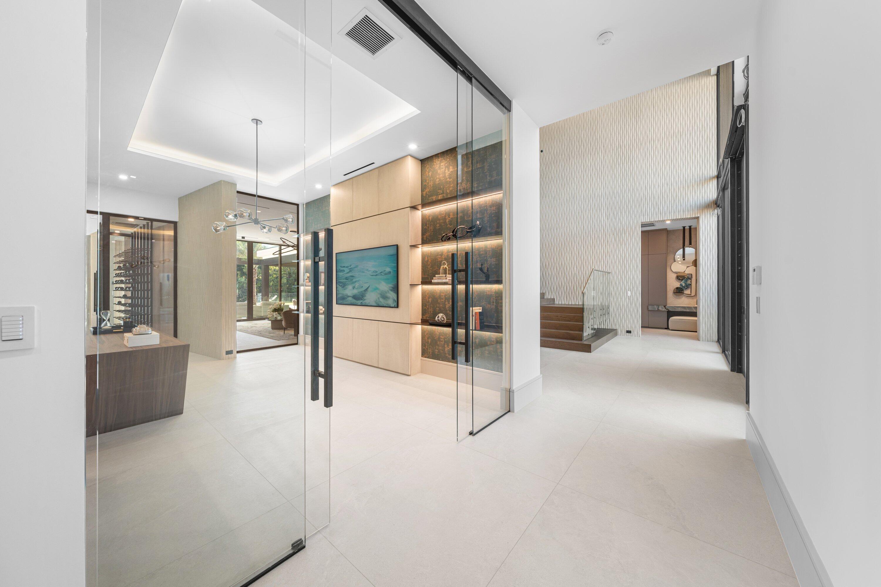 main property photo 40