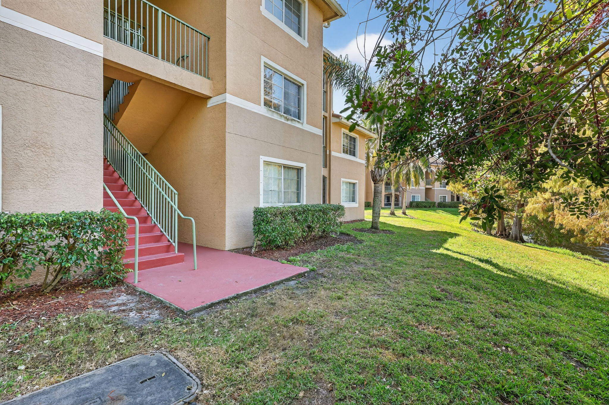 main property photo 29