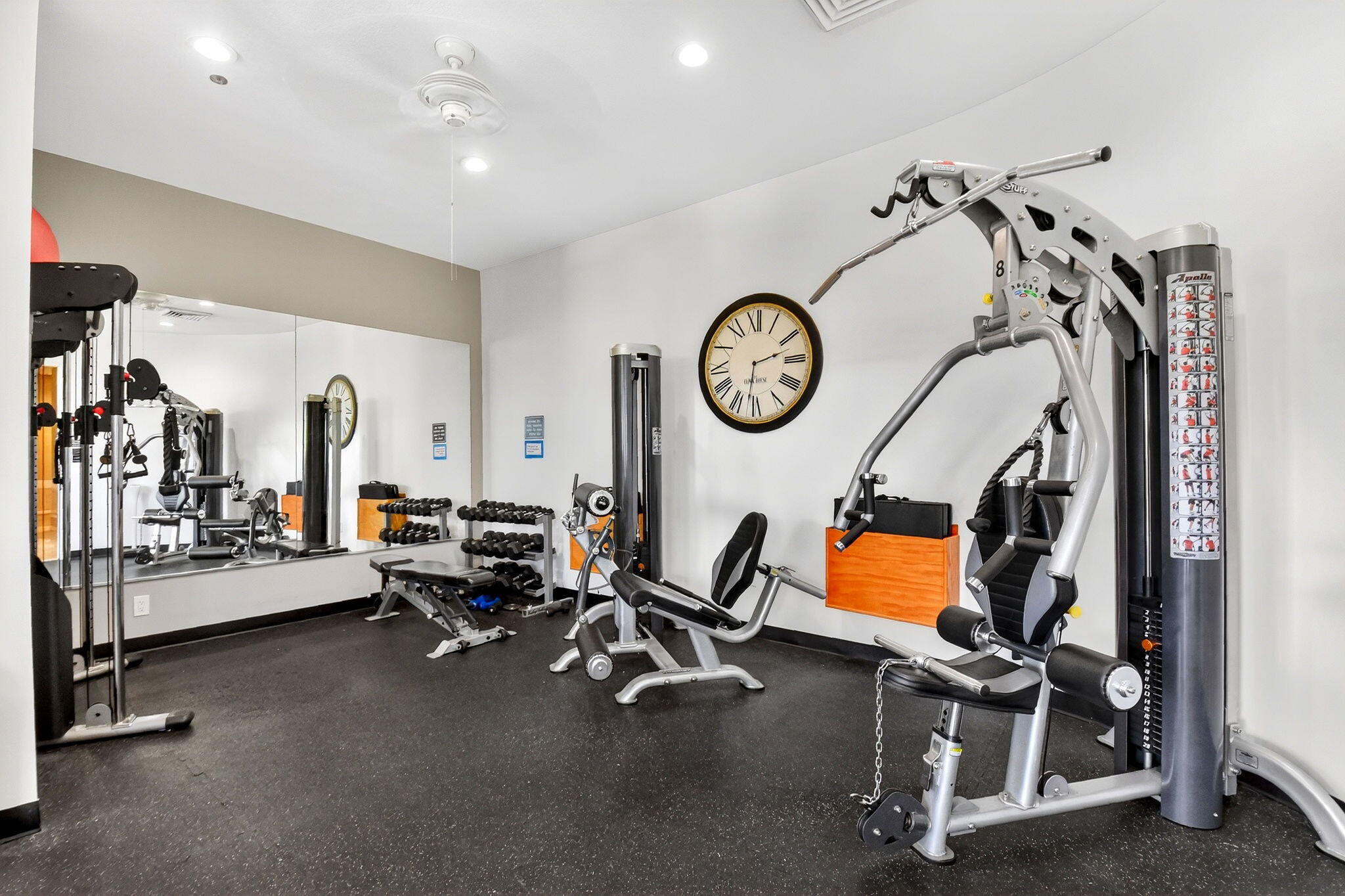 main property photo 33