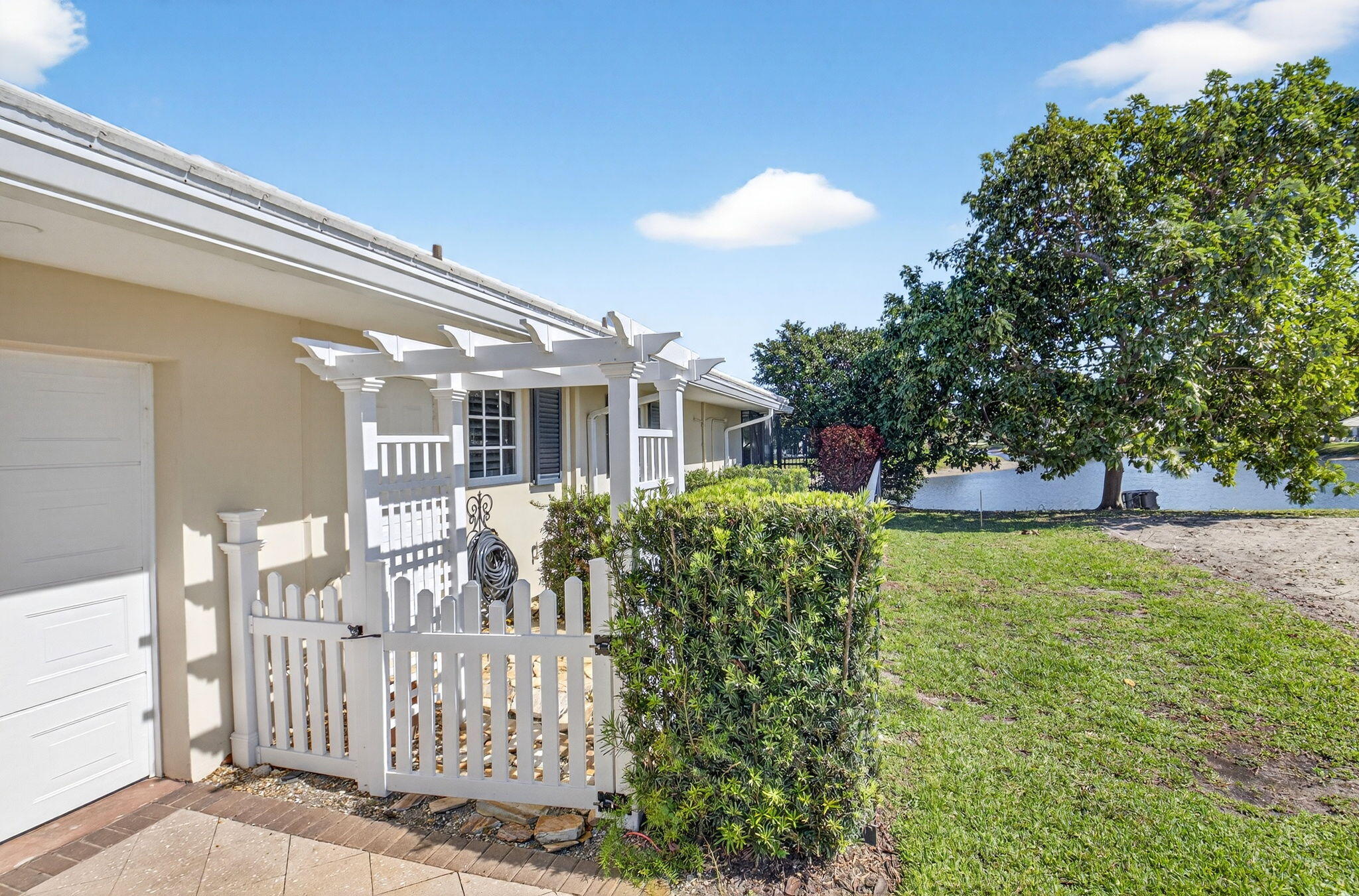 main property photo 75