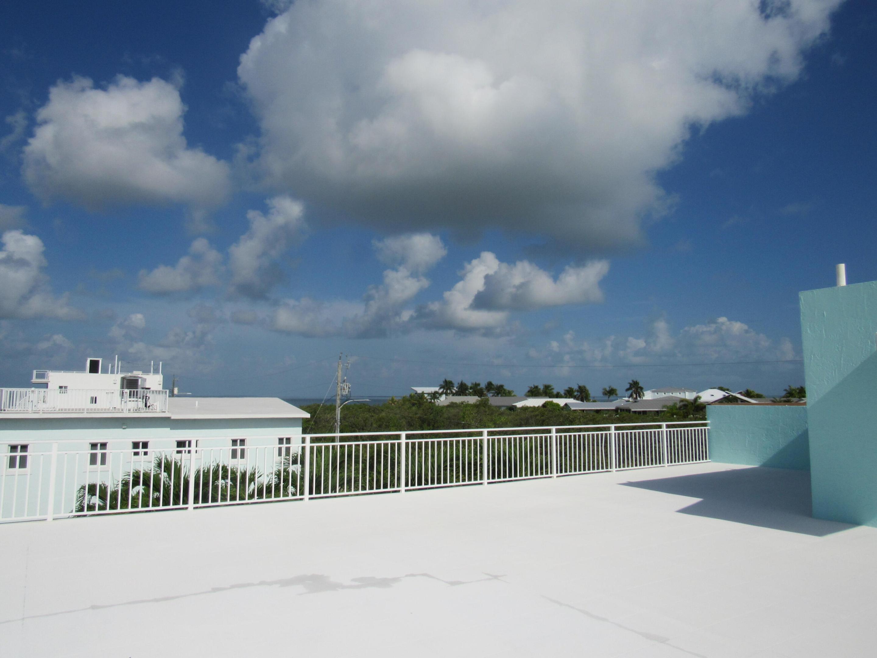 main property photo 78