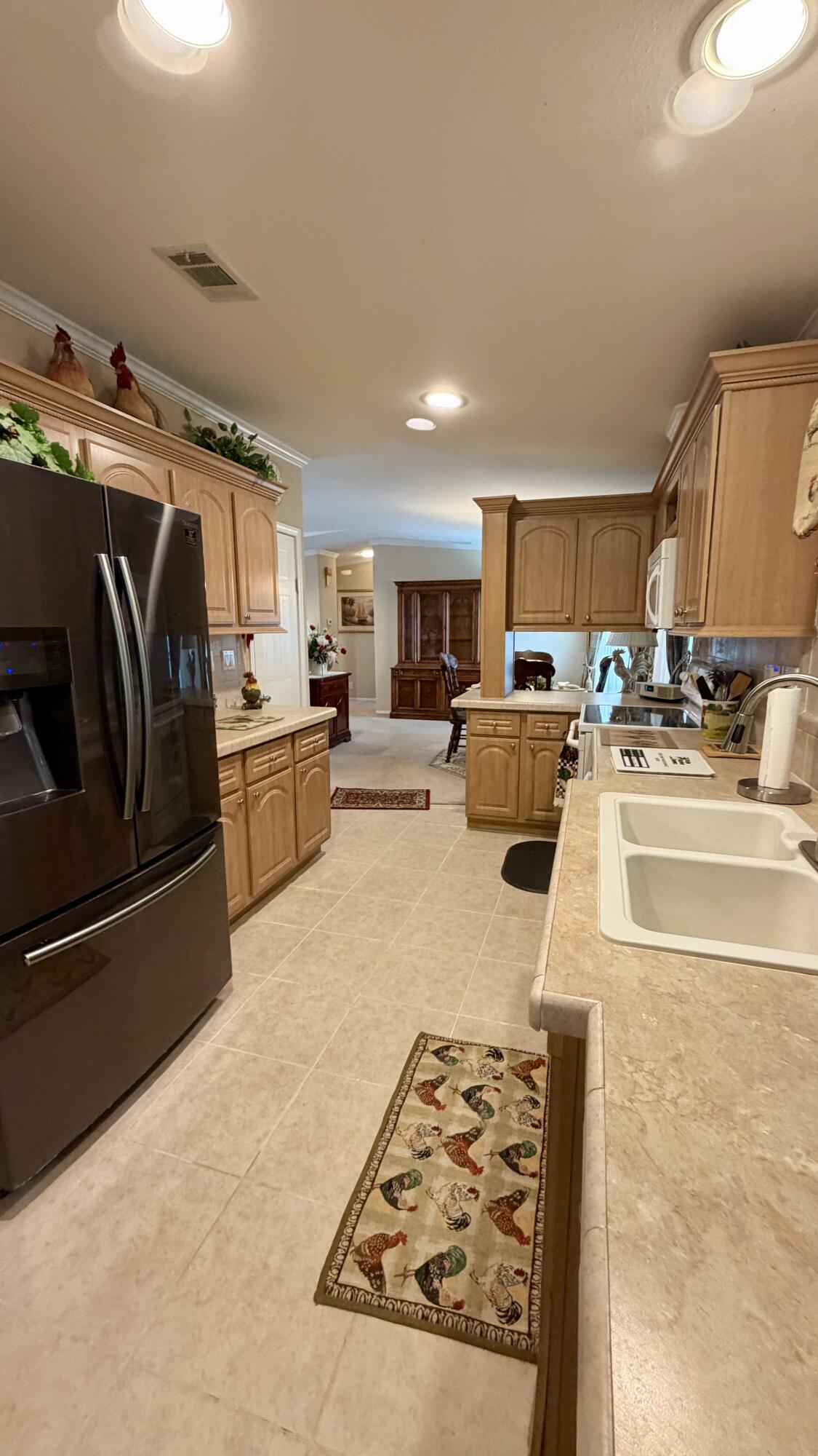 main property photo 12