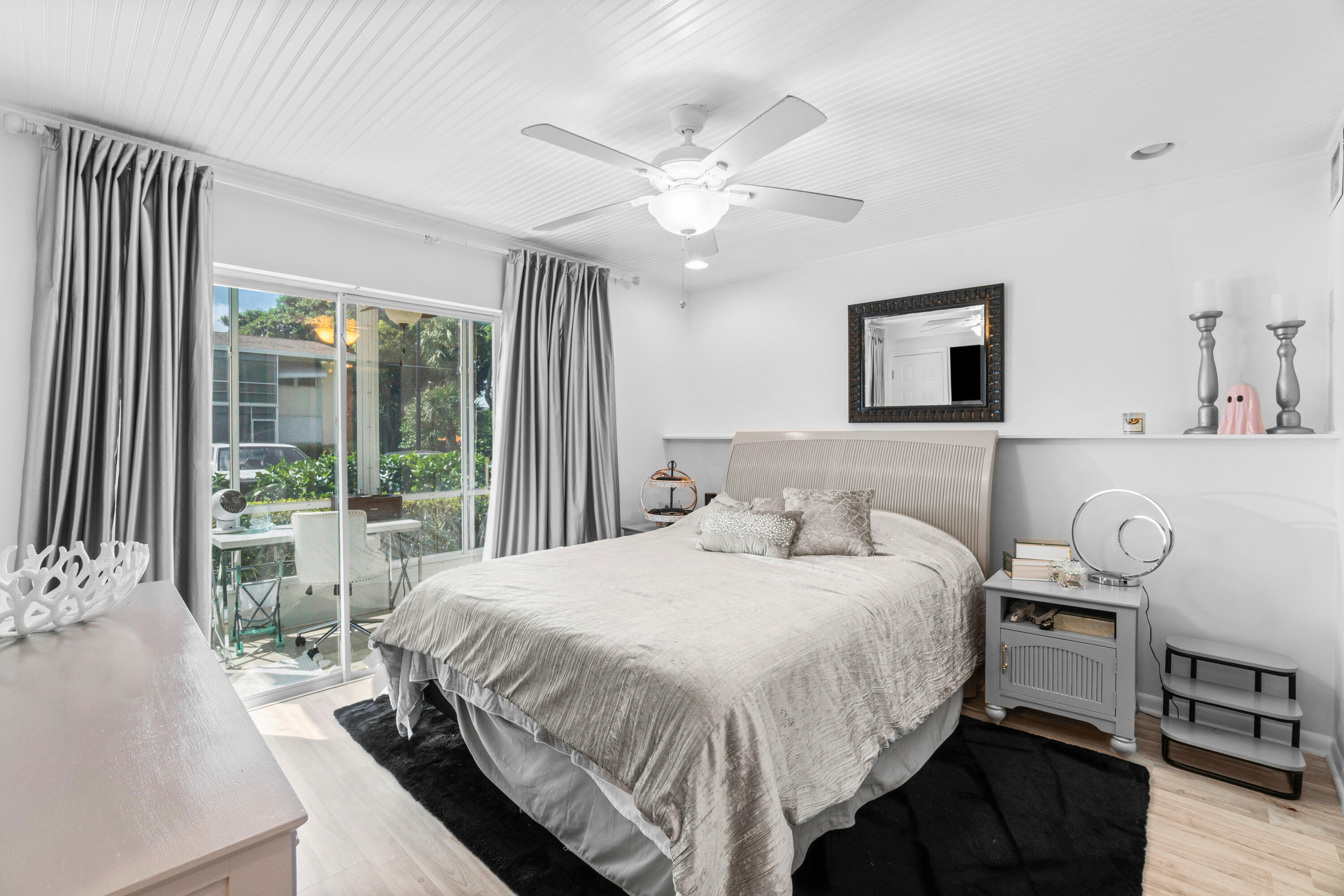 property viewer photo 10