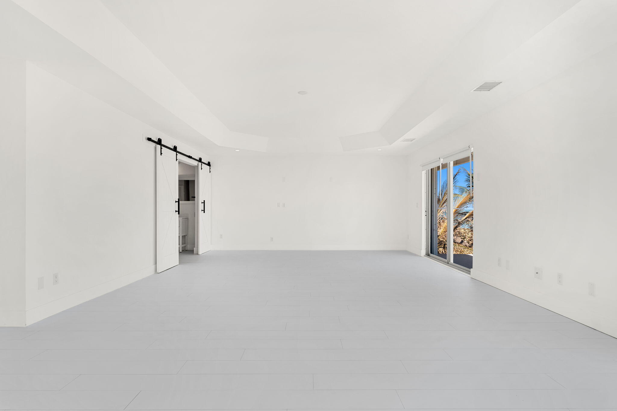 main property photo 81