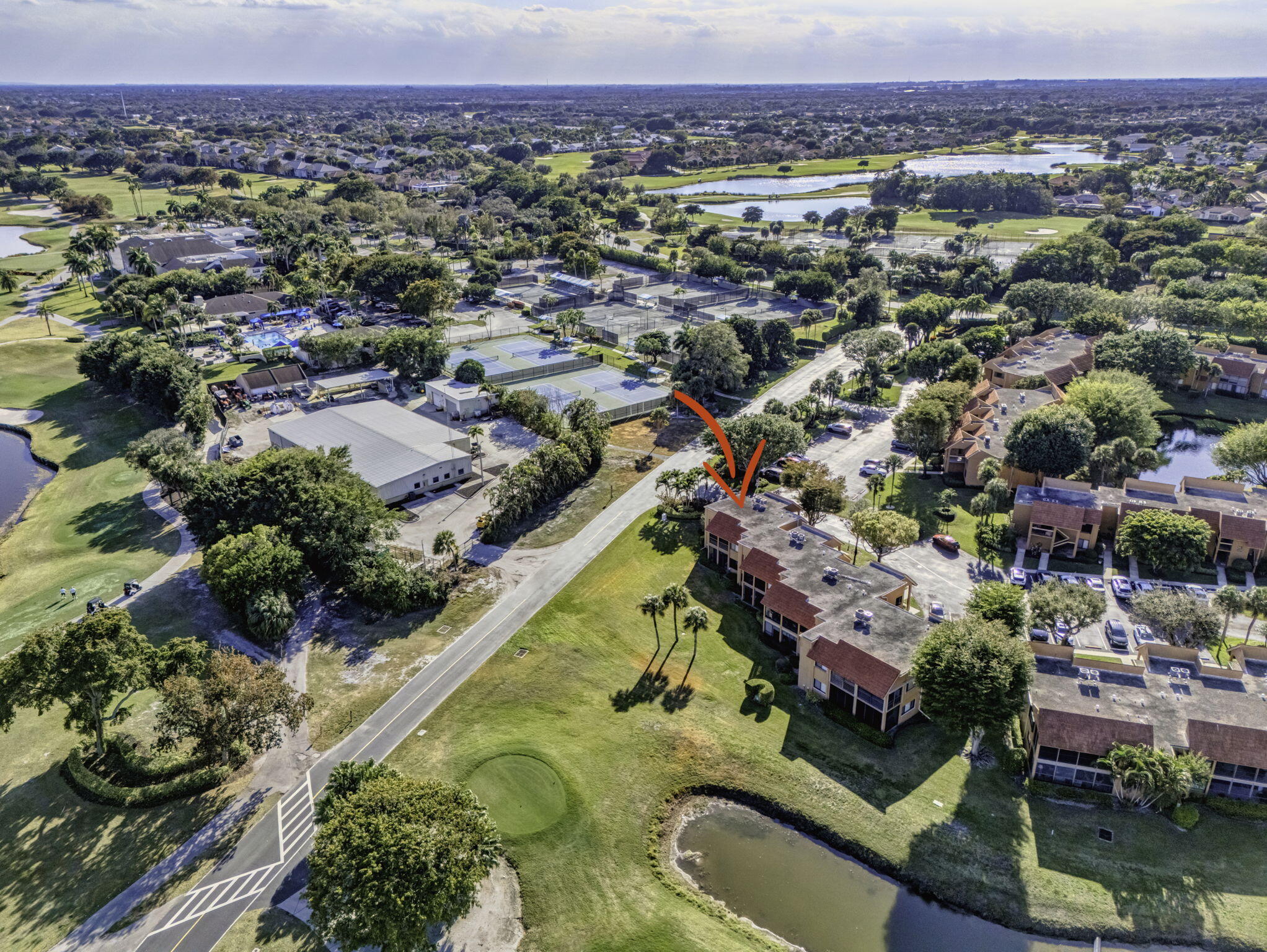 main property photo 30