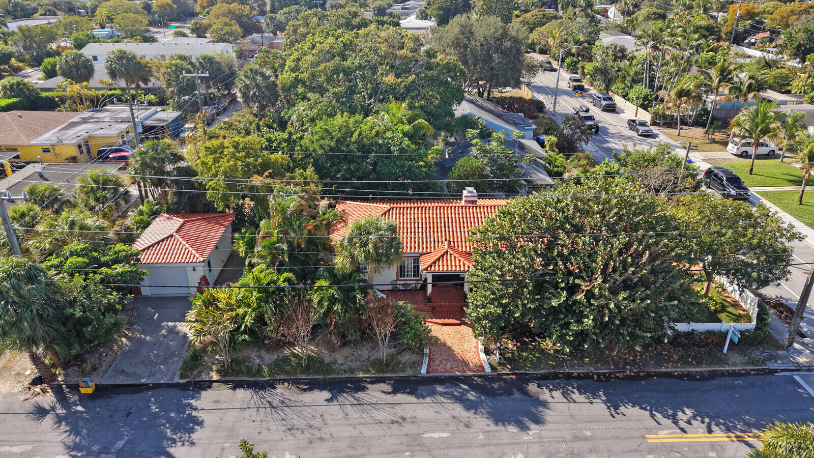 main property photo 40