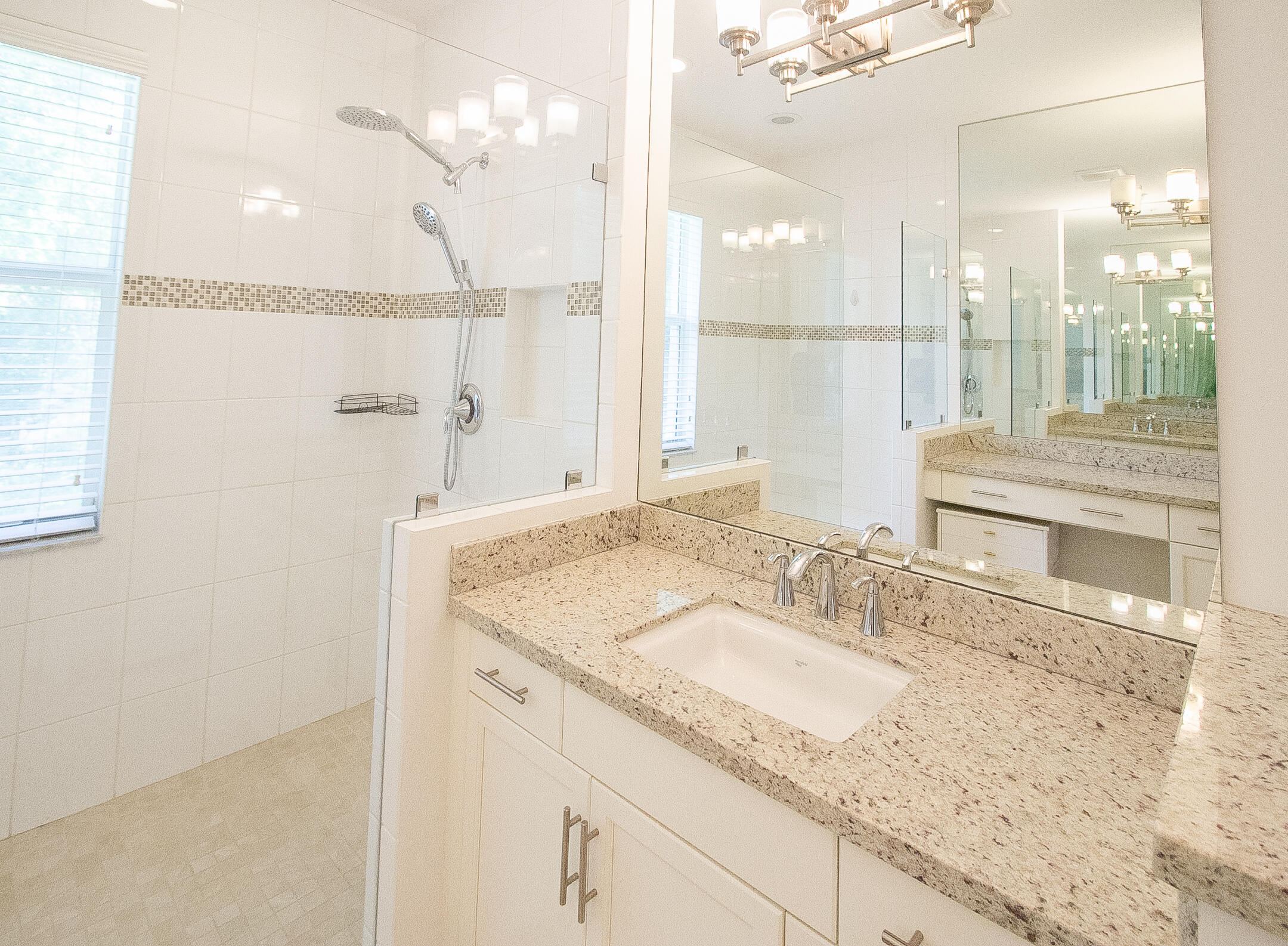 main property photo 67