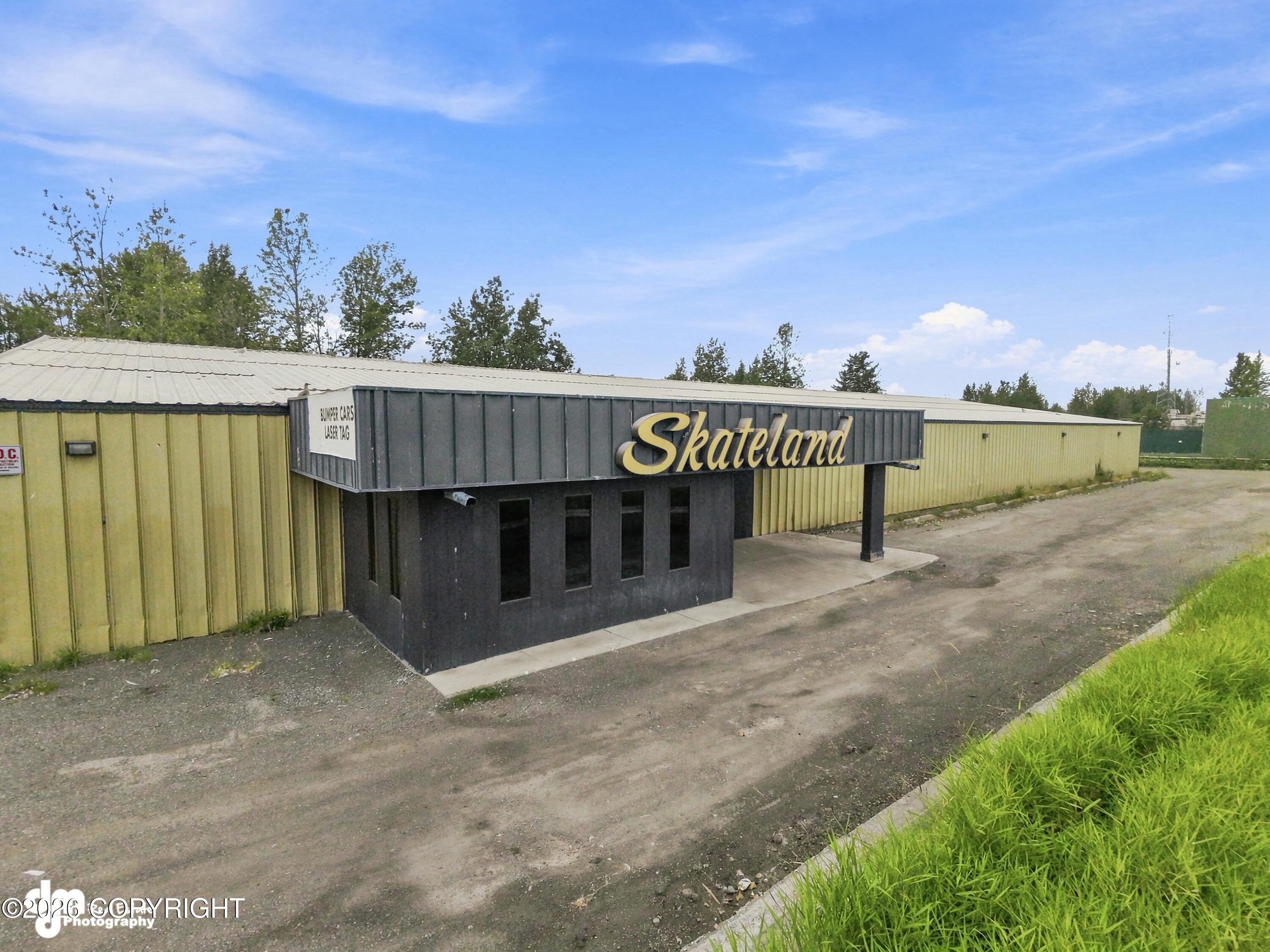 8100 Homer Dr, Anchorage, AK 99518