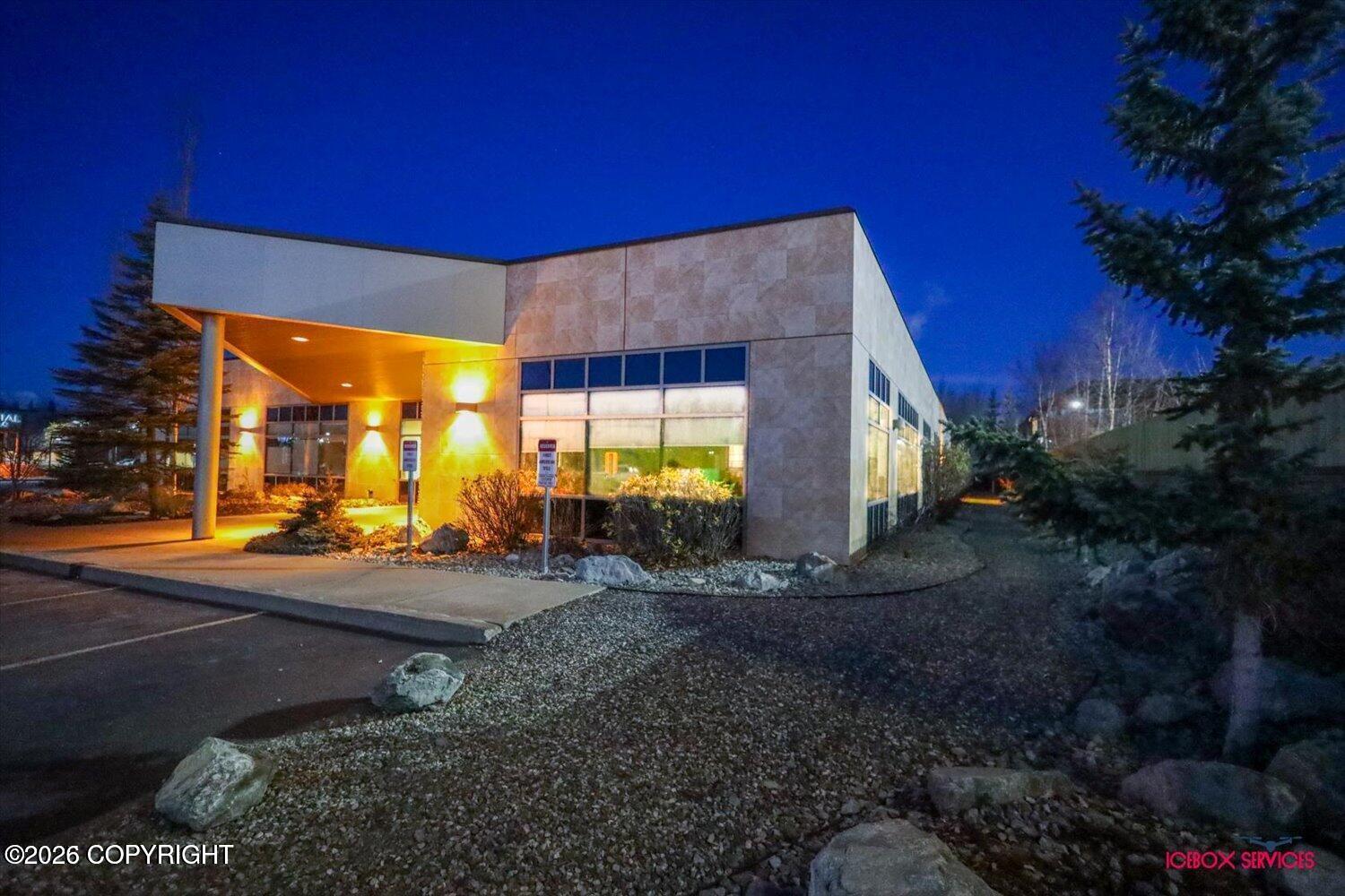 892 E Usa Cir, Wasilla, AK 99654