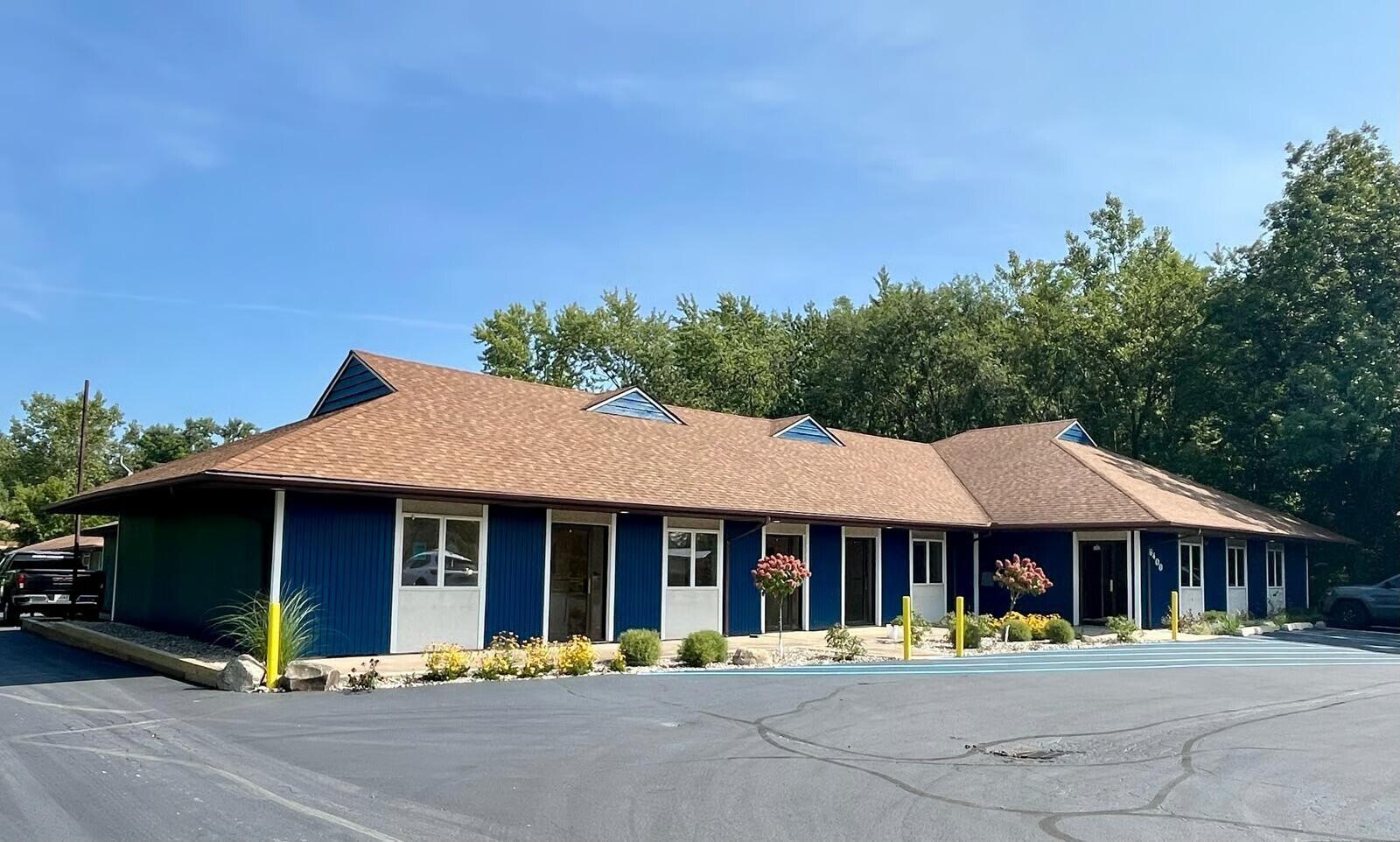 6400 W Lincoln Hwy, Crown Point, IN 46307