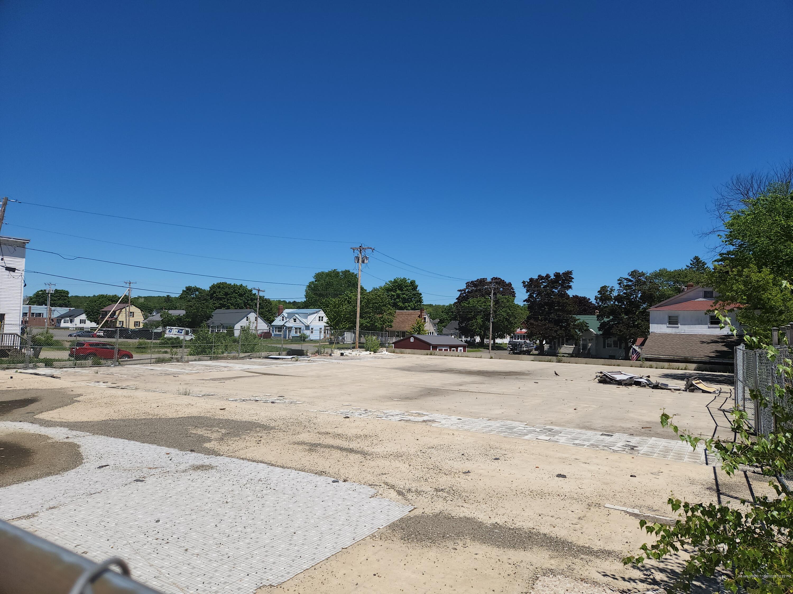 main property photo 6