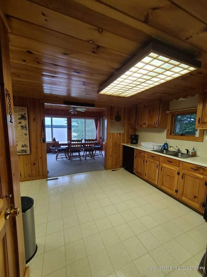 property viewer photo 9