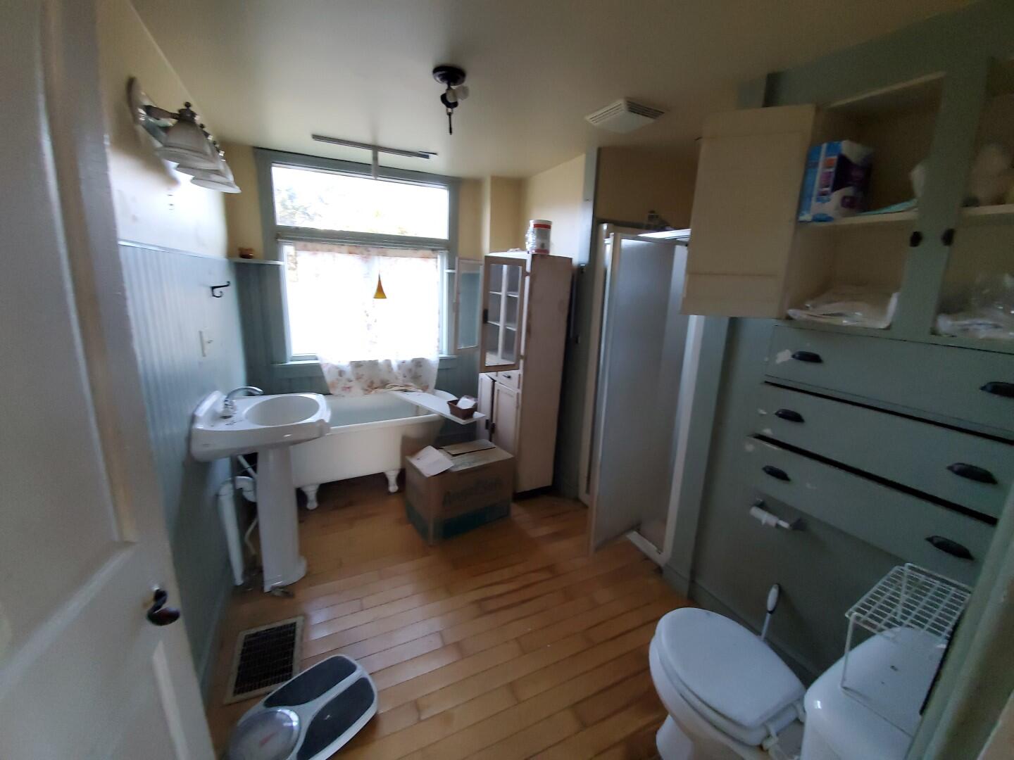 main property photo 44