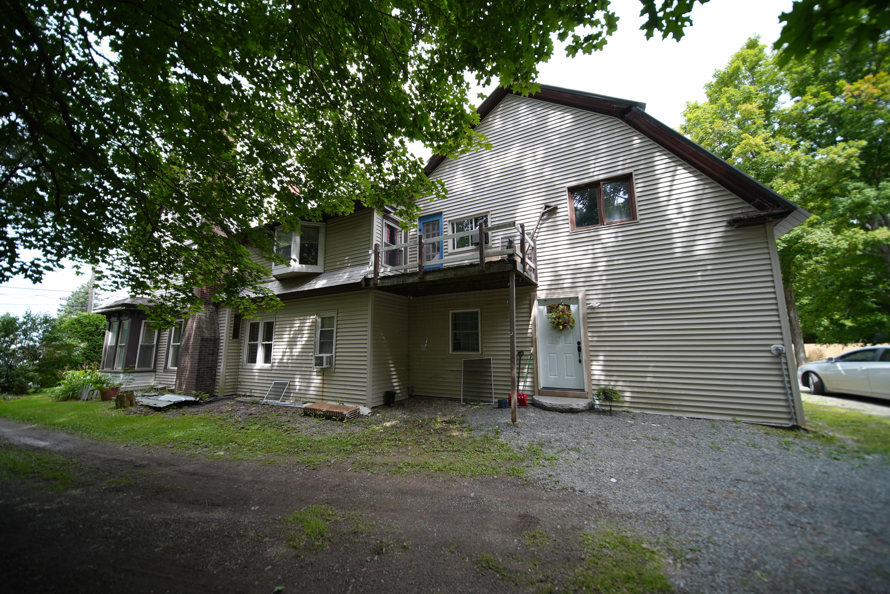 main property photo 39