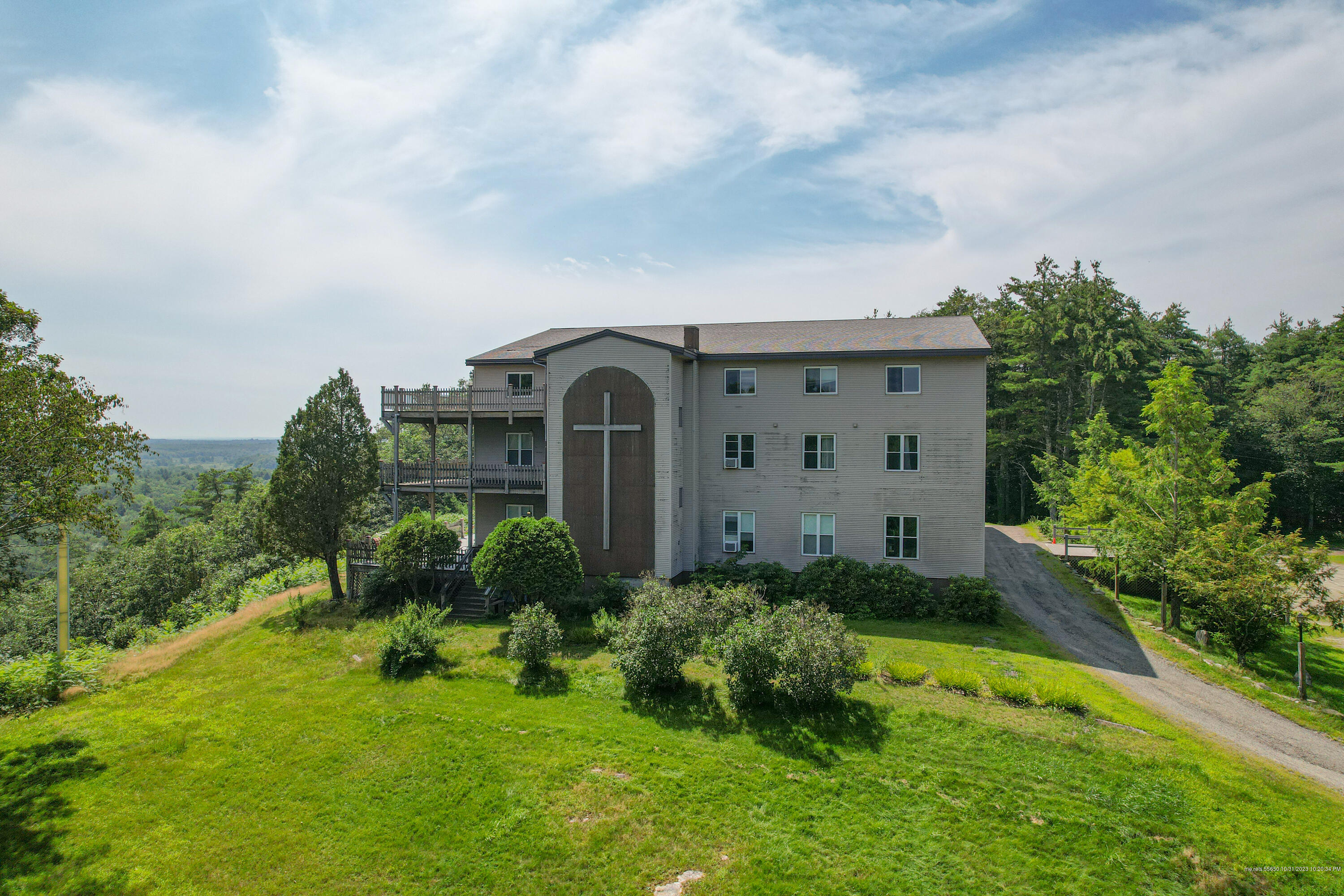 main property photo 25