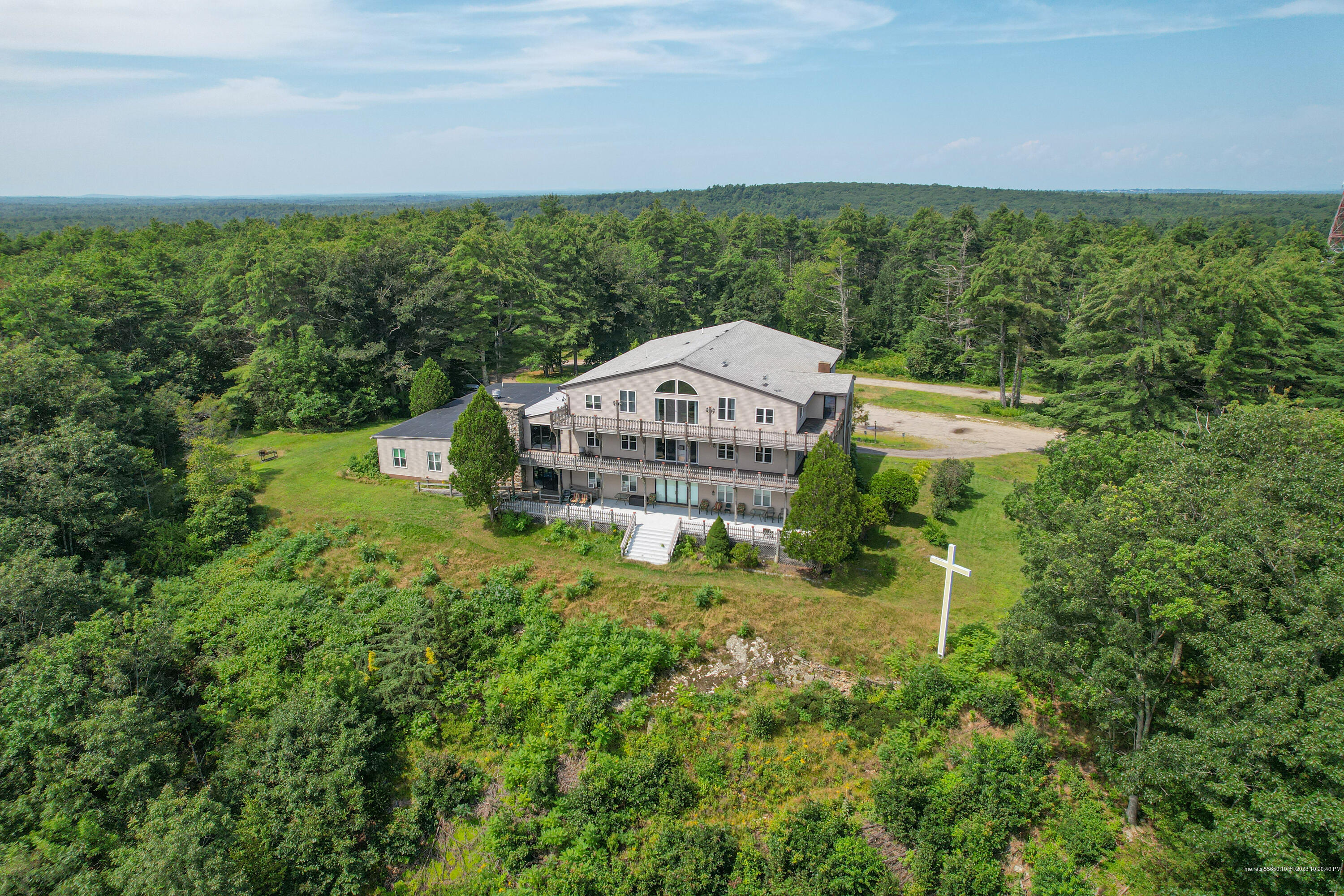 main property photo 41