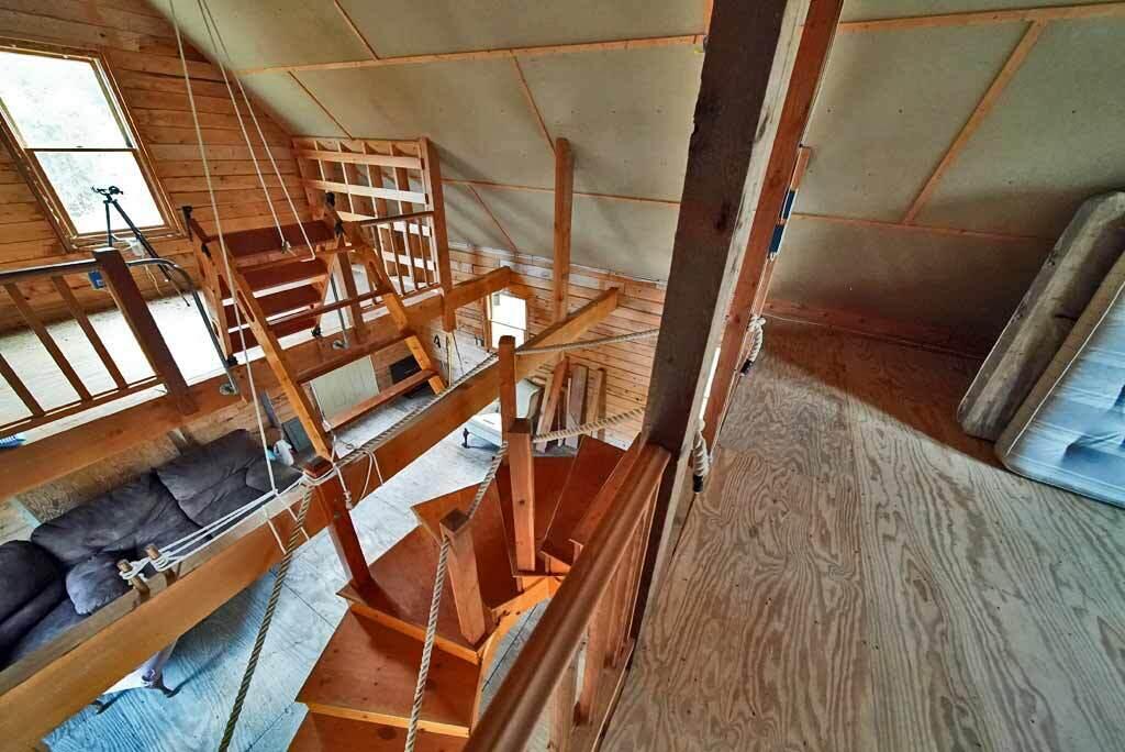 main property photo 37