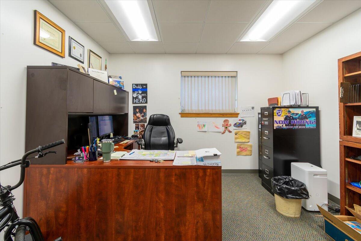 main property photo 18
