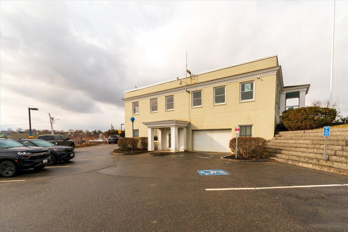 main property photo 22